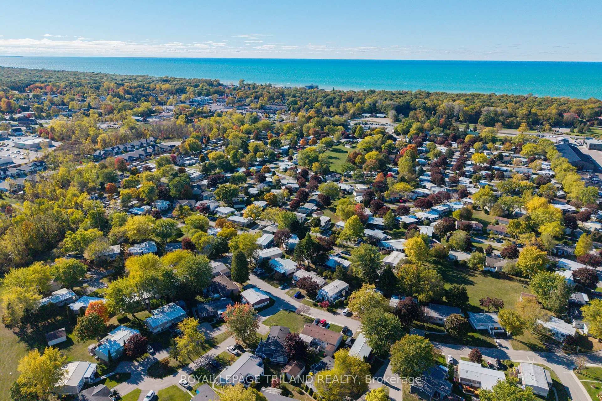 Photo 3 of 154 Pebble Beach Parkway, South Huron, Stephen — HOMEH