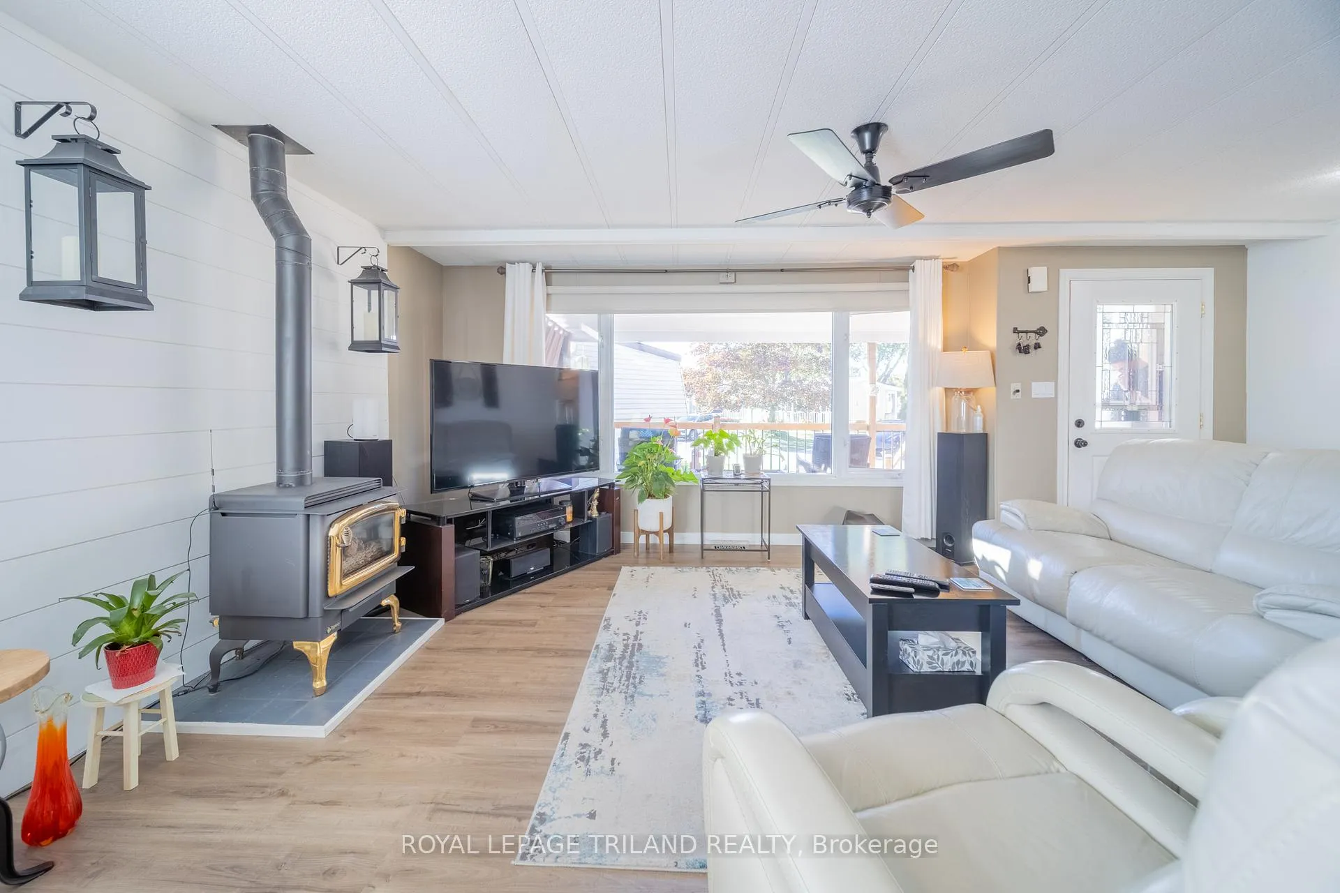 Photo 6 of 154 Pebble Beach Parkway, South Huron, Stephen — HOMEH
