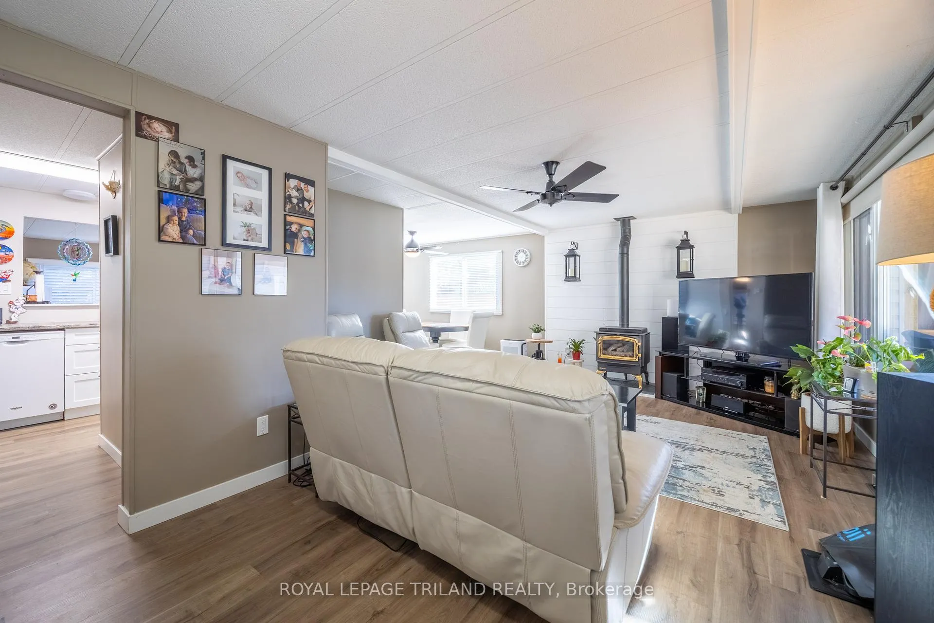 Photo 11 of 154 Pebble Beach Parkway, South Huron, Stephen — HOMEH