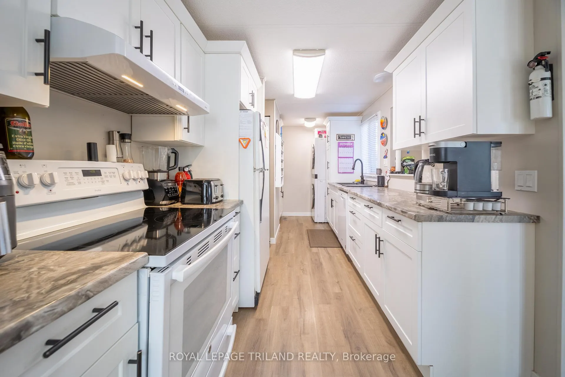 Photo 17 of 154 Pebble Beach Parkway, South Huron, Stephen — HOMEH
