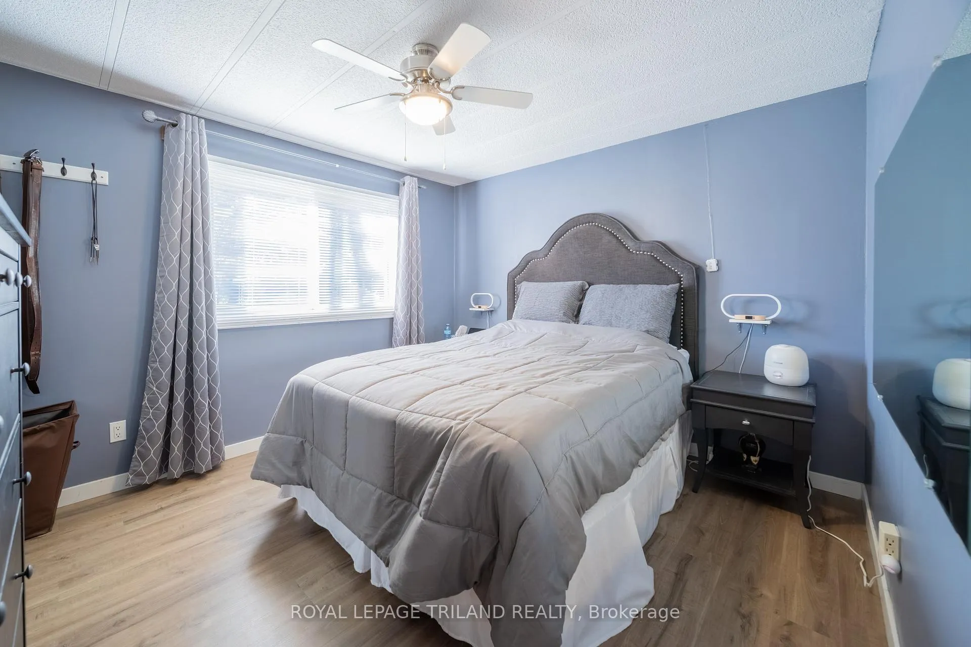 Photo 22 of 154 Pebble Beach Parkway, South Huron, Stephen — HOMEH