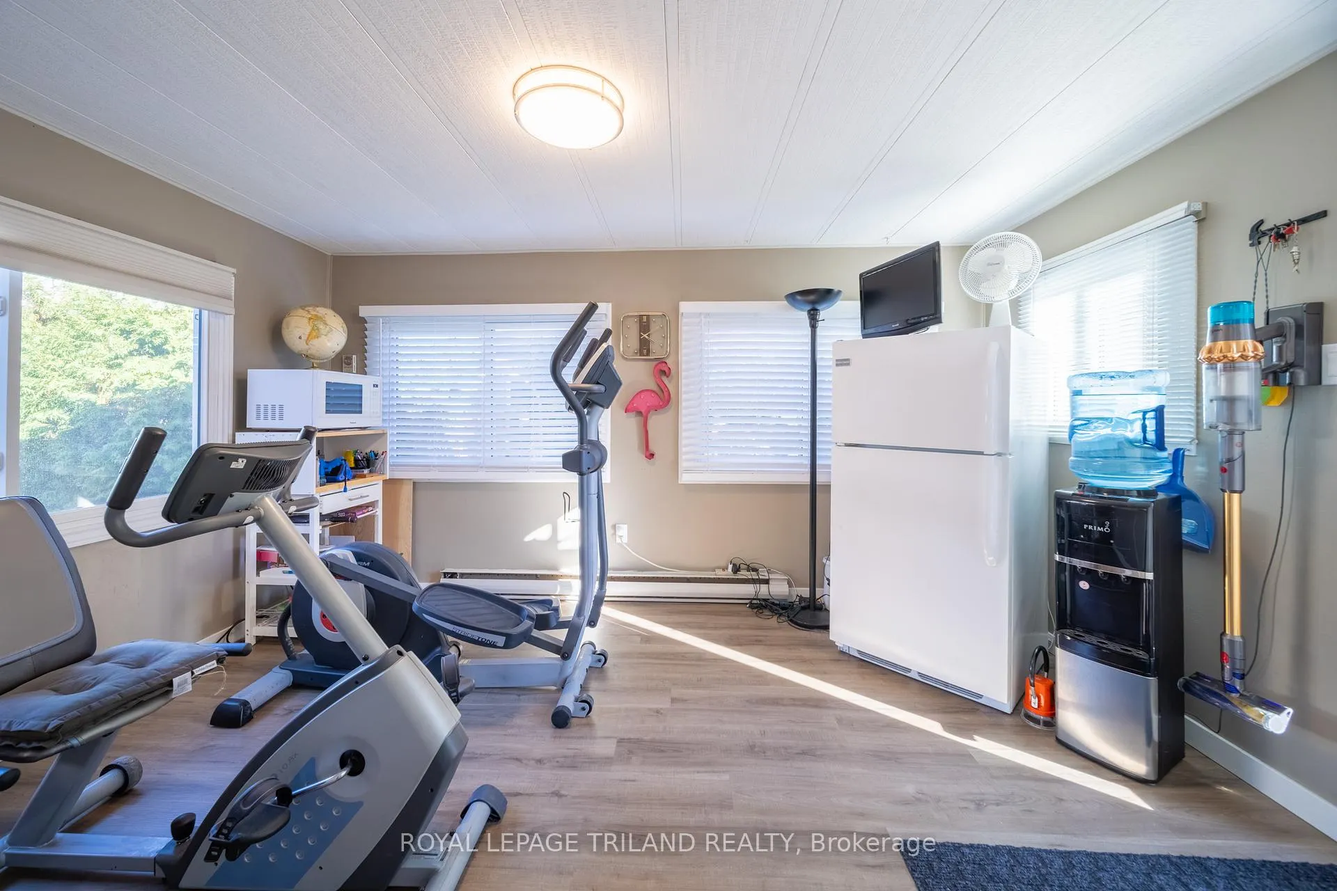 Photo 29 of 154 Pebble Beach Parkway, South Huron, Stephen — HOMEH