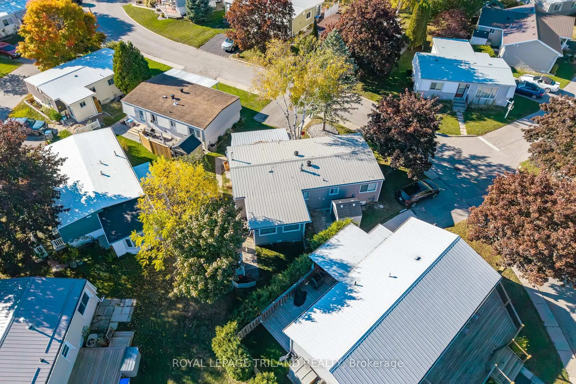Photo 38 of 154 Pebble Beach Parkway, South Huron, Stephen — HOMEH