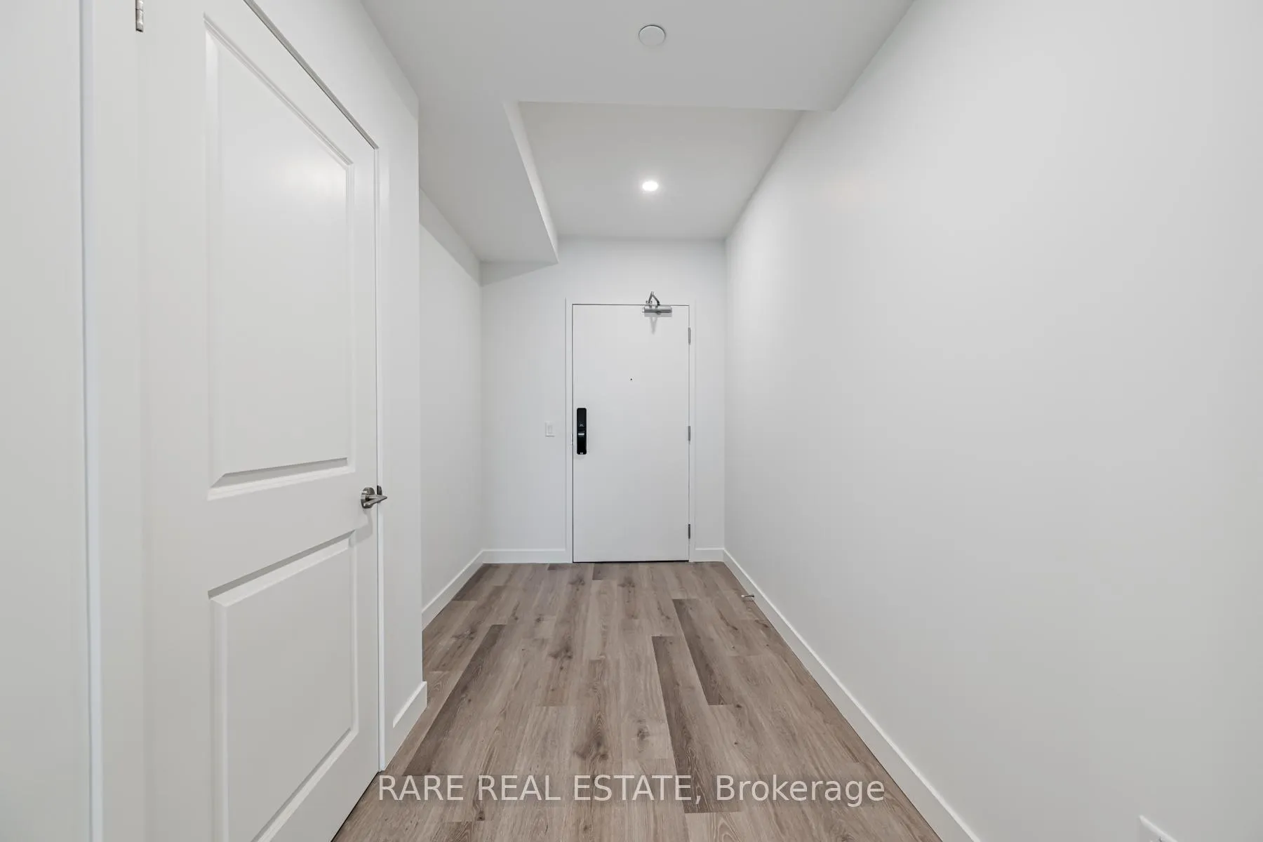 Photo 4 of Unit 228, 461 Green Road, Hamilton, Stoney Creek — HOMEH
