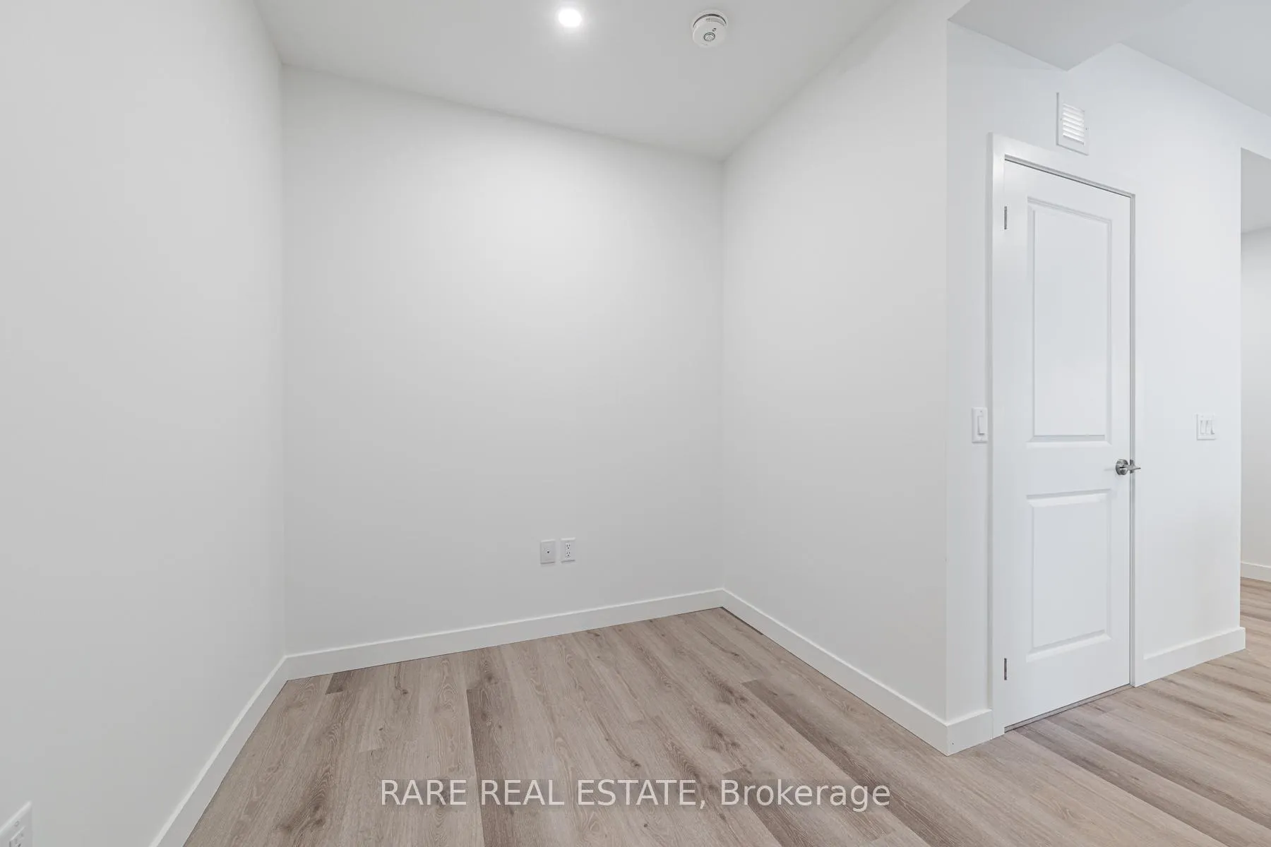 Photo 21 of Unit 228, 461 Green Road, Hamilton, Stoney Creek — HOMEH