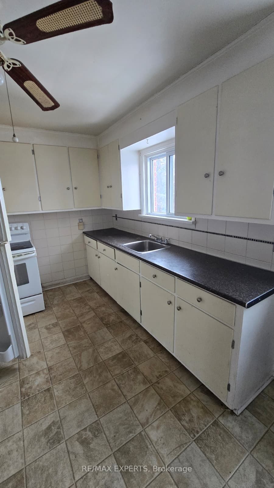Photo 7 of Unit 5, 63 Donald Street, Belleville, Belleville Ward — HOMEH