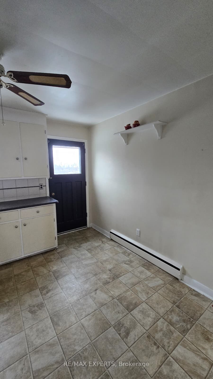 Photo 8 of Unit 5, 63 Donald Street, Belleville, Belleville Ward — HOMEH