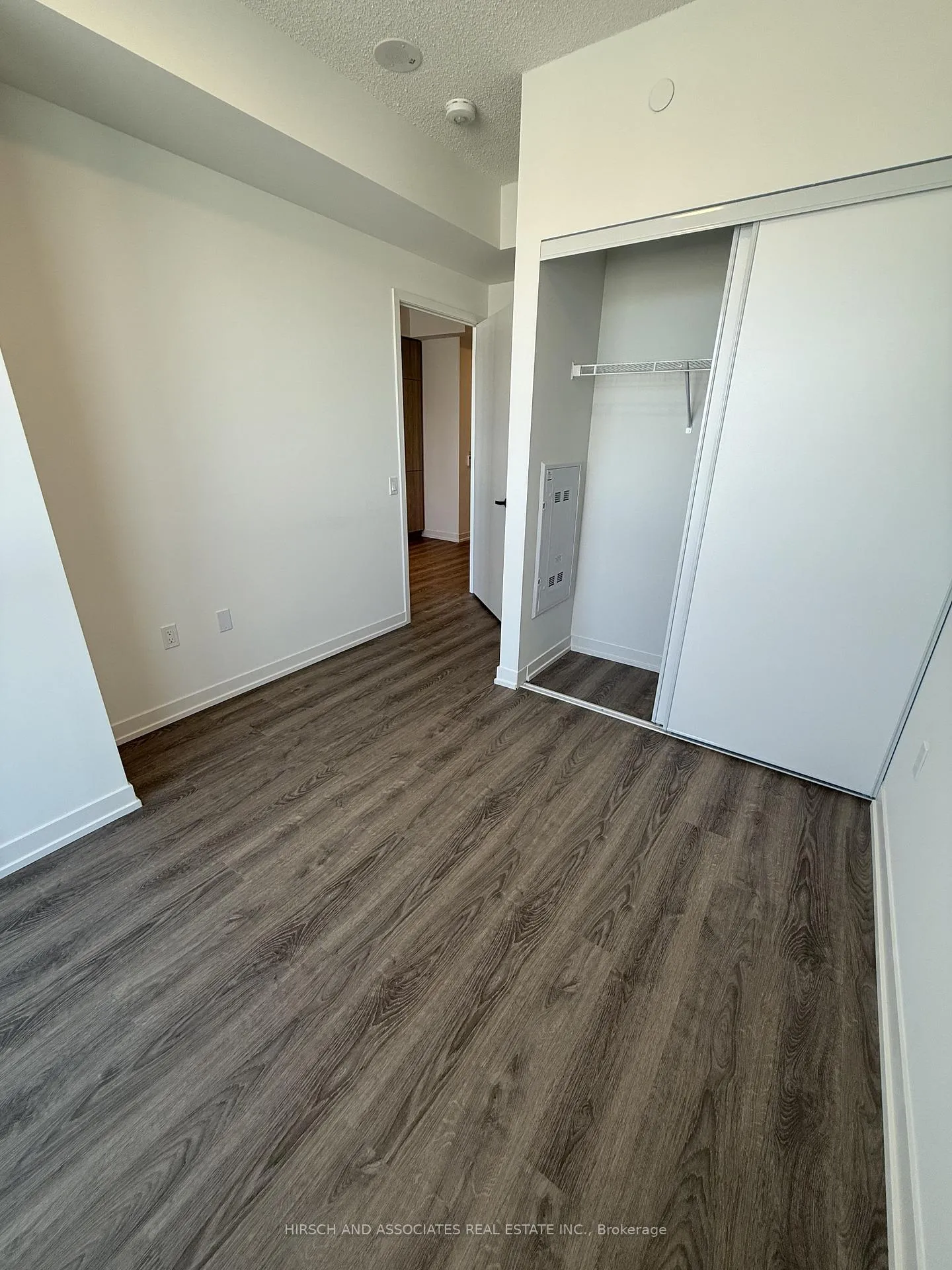 Photo 9 of Unit 3208, 8 Interchange Way, Vaughan, Vaughan Corporate Centre — HOMEH