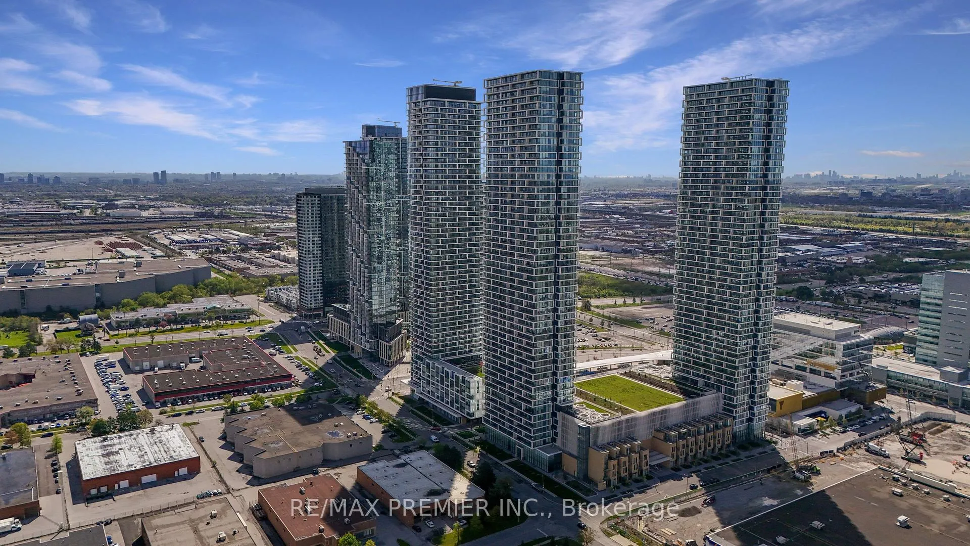 Photo 5 of Unit 5206, 898 Portage Parkway, Vaughan, Vaughan Corporate Centre — HOMEH
