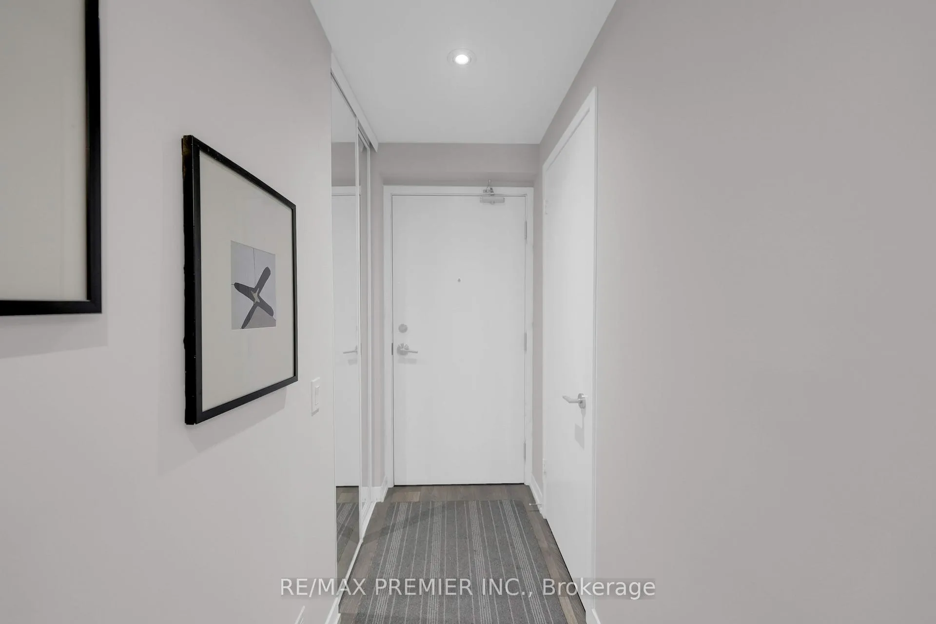 Photo 7 of Unit 5206, 898 Portage Parkway, Vaughan, Vaughan Corporate Centre — HOMEH