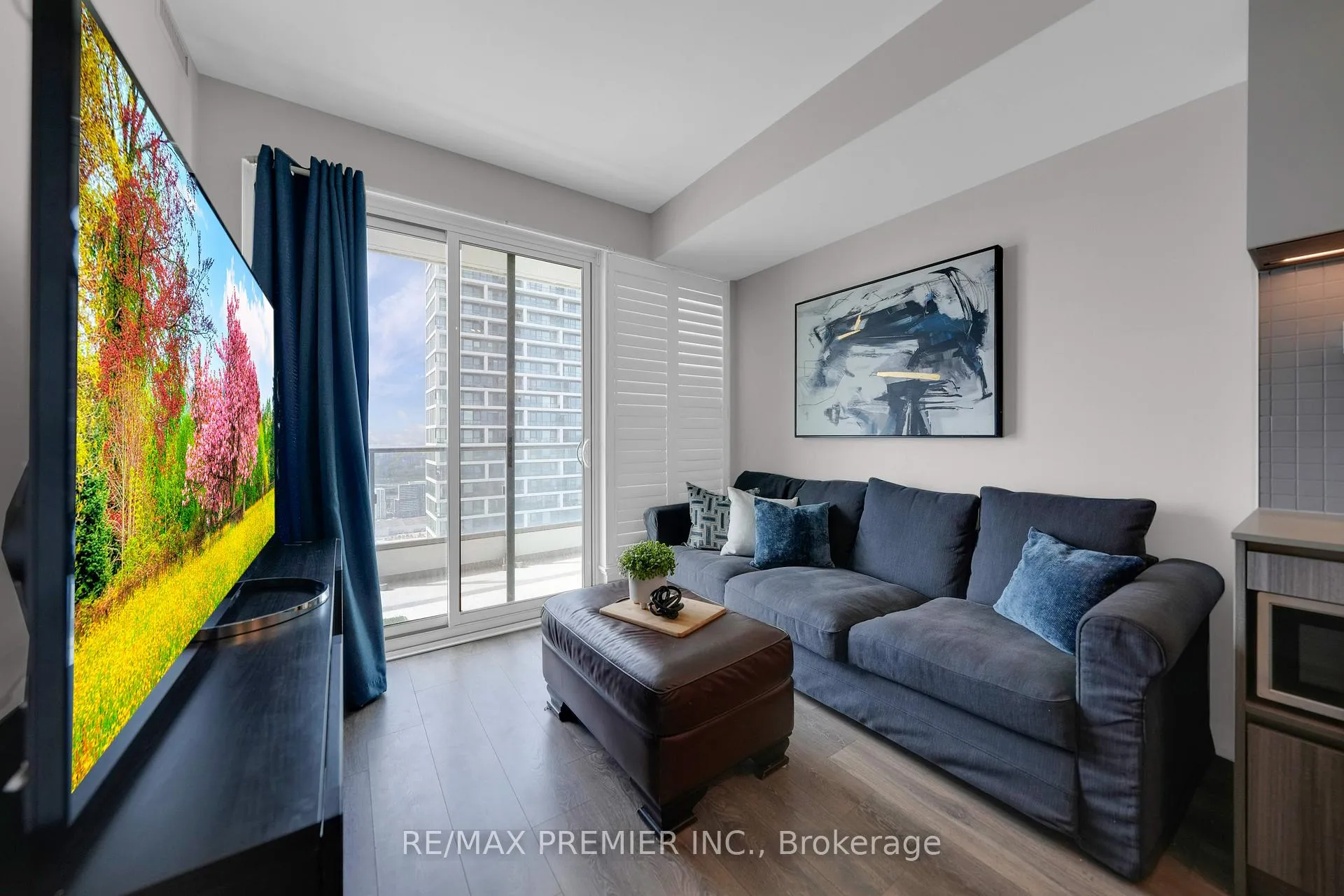 Photo 19 of Unit 5206, 898 Portage Parkway, Vaughan, Vaughan Corporate Centre — HOMEH