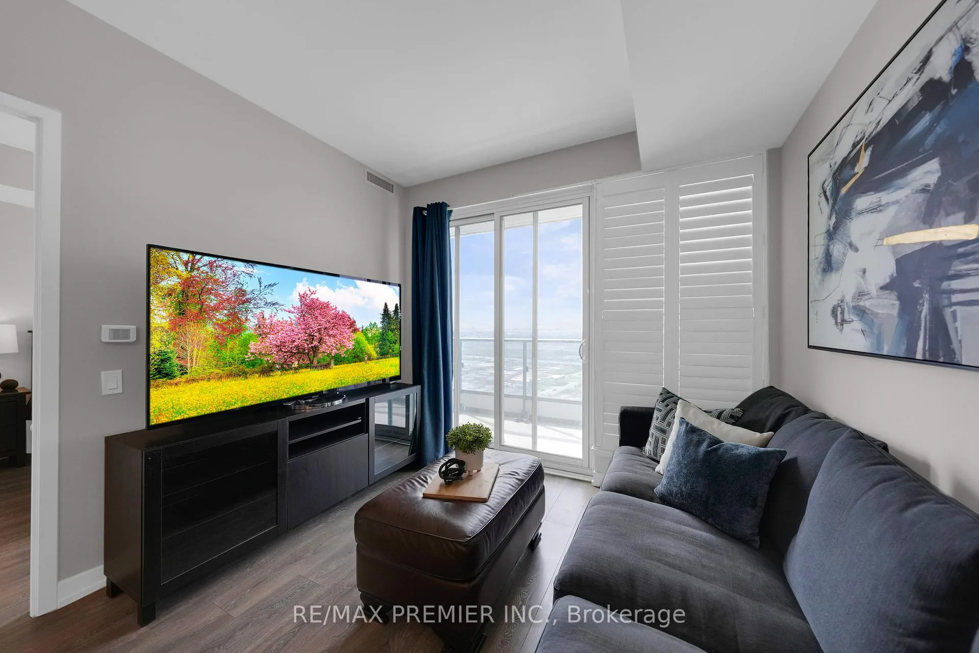 Photo 20 of Unit 5206, 898 Portage Parkway, Vaughan, Vaughan Corporate Centre — HOMEH