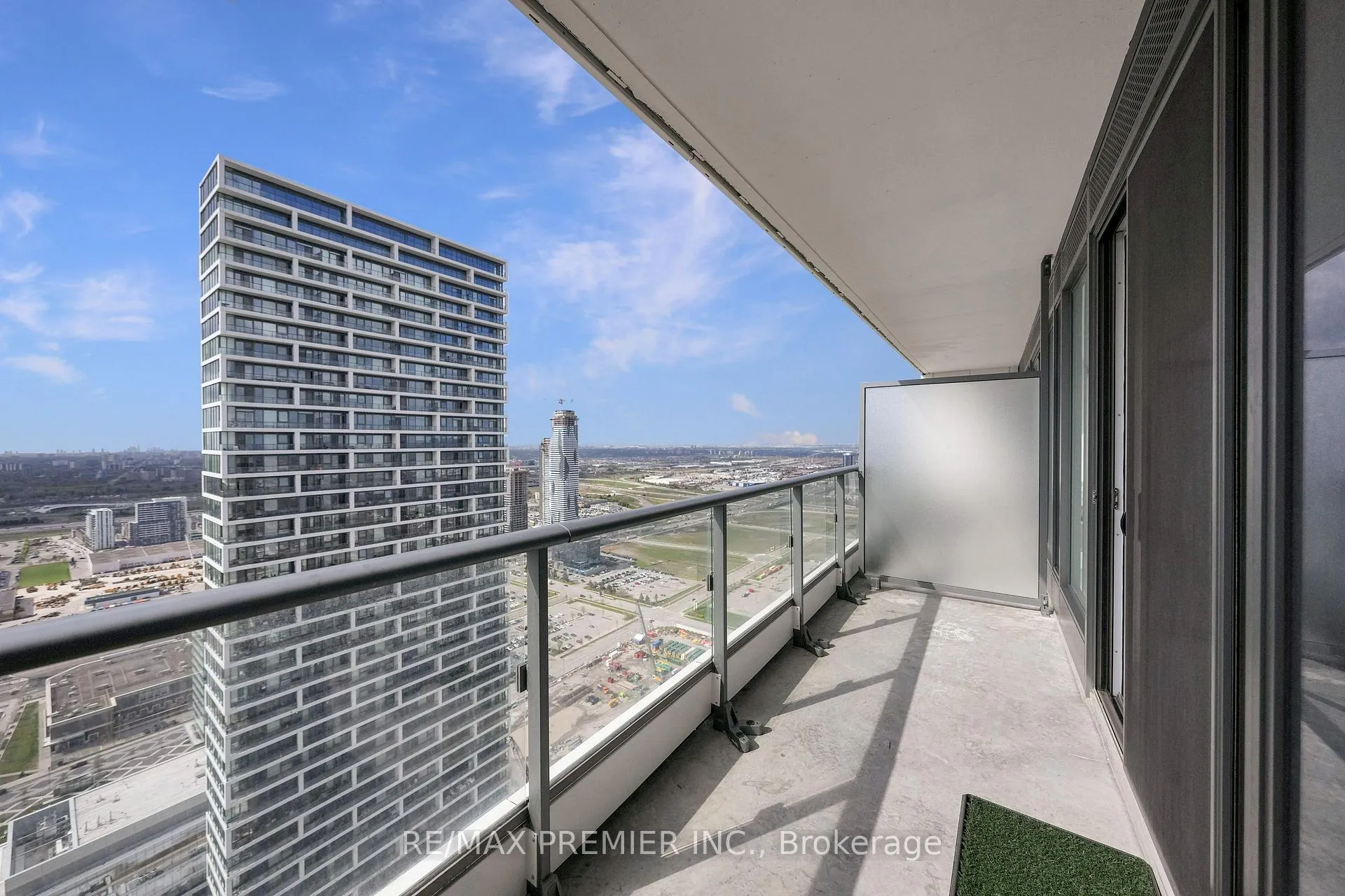 Photo 24 of Unit 5206, 898 Portage Parkway, Vaughan, Vaughan Corporate Centre — HOMEH
