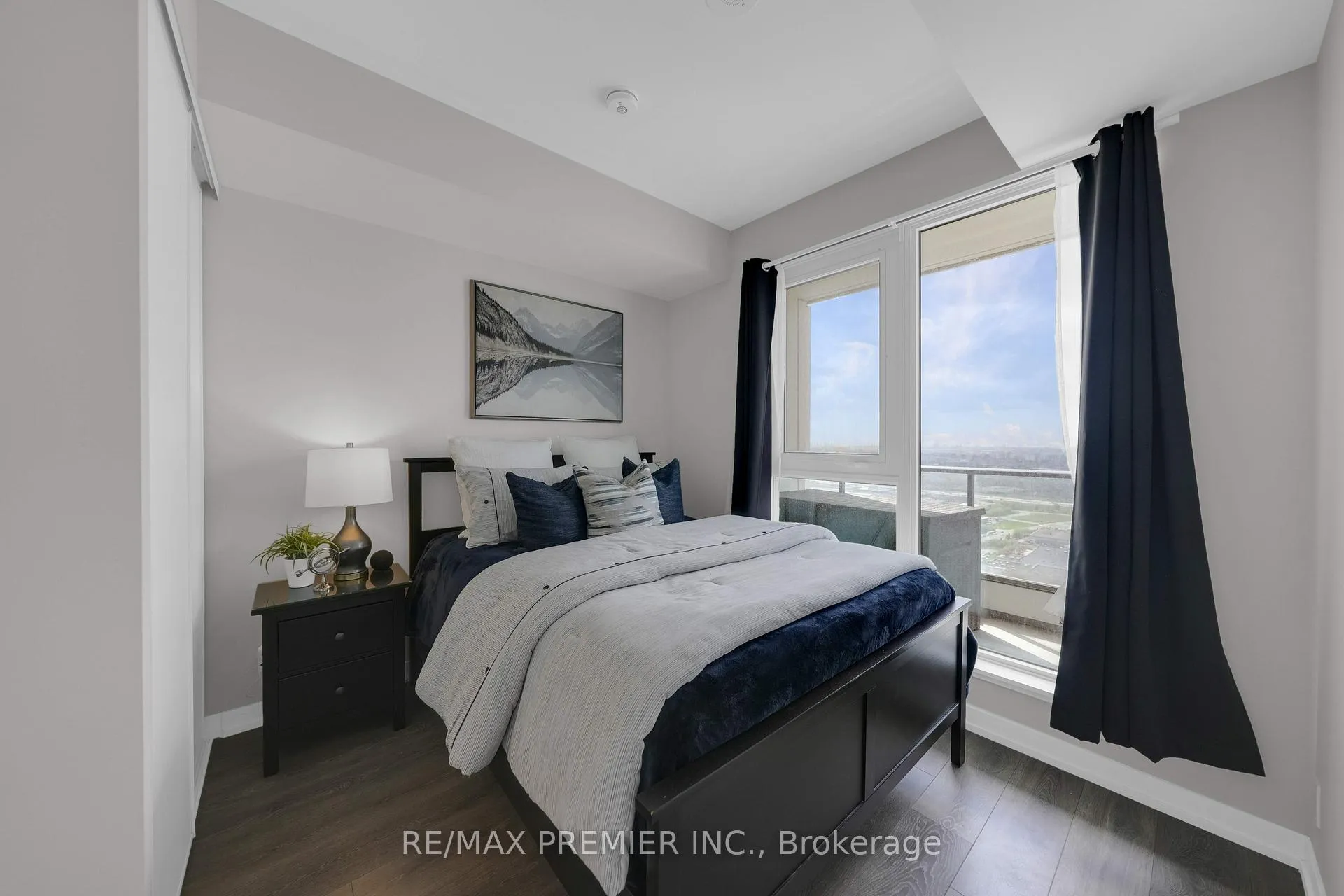 Photo 25 of Unit 5206, 898 Portage Parkway, Vaughan, Vaughan Corporate Centre — HOMEH
