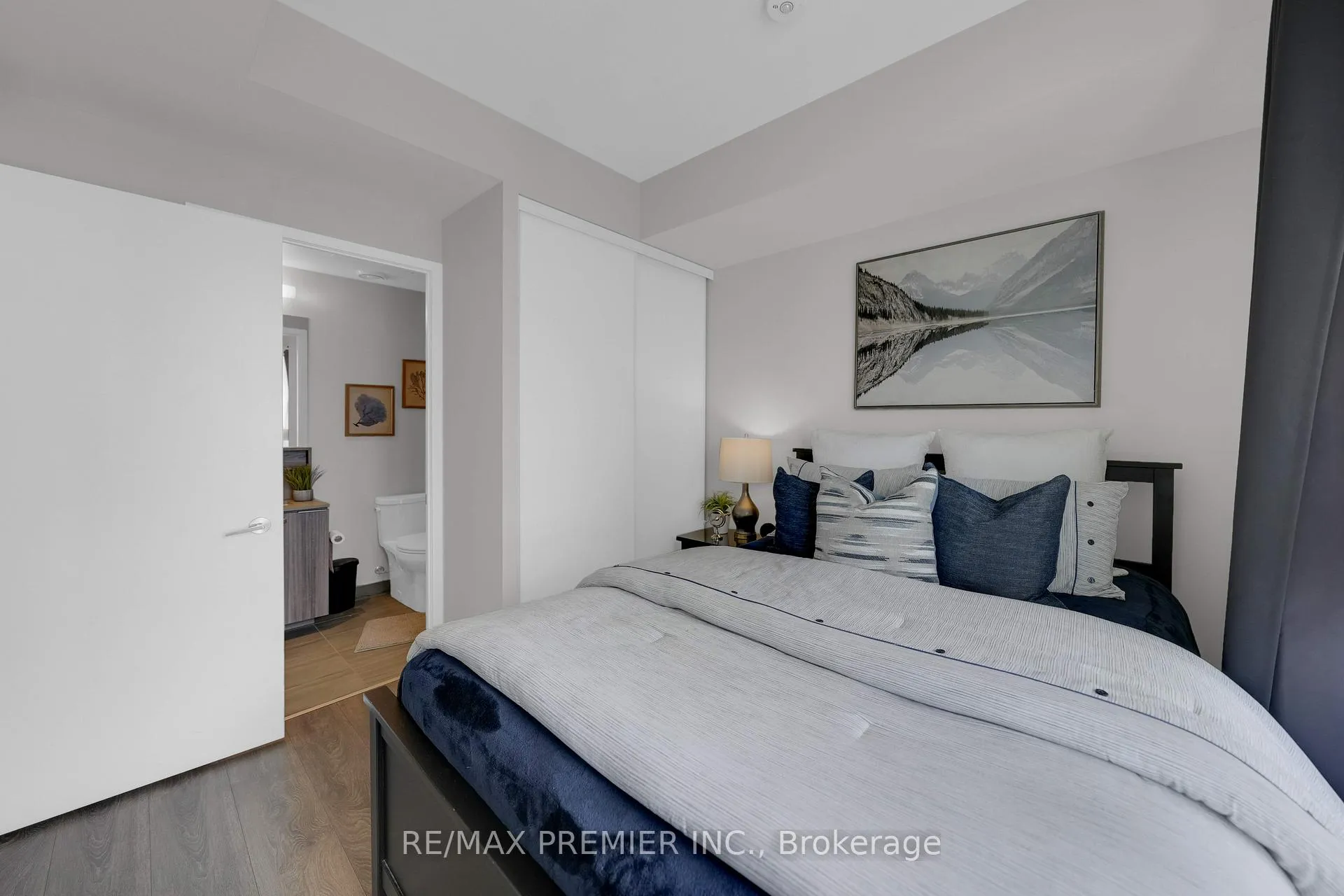 Photo 27 of Unit 5206, 898 Portage Parkway, Vaughan, Vaughan Corporate Centre — HOMEH