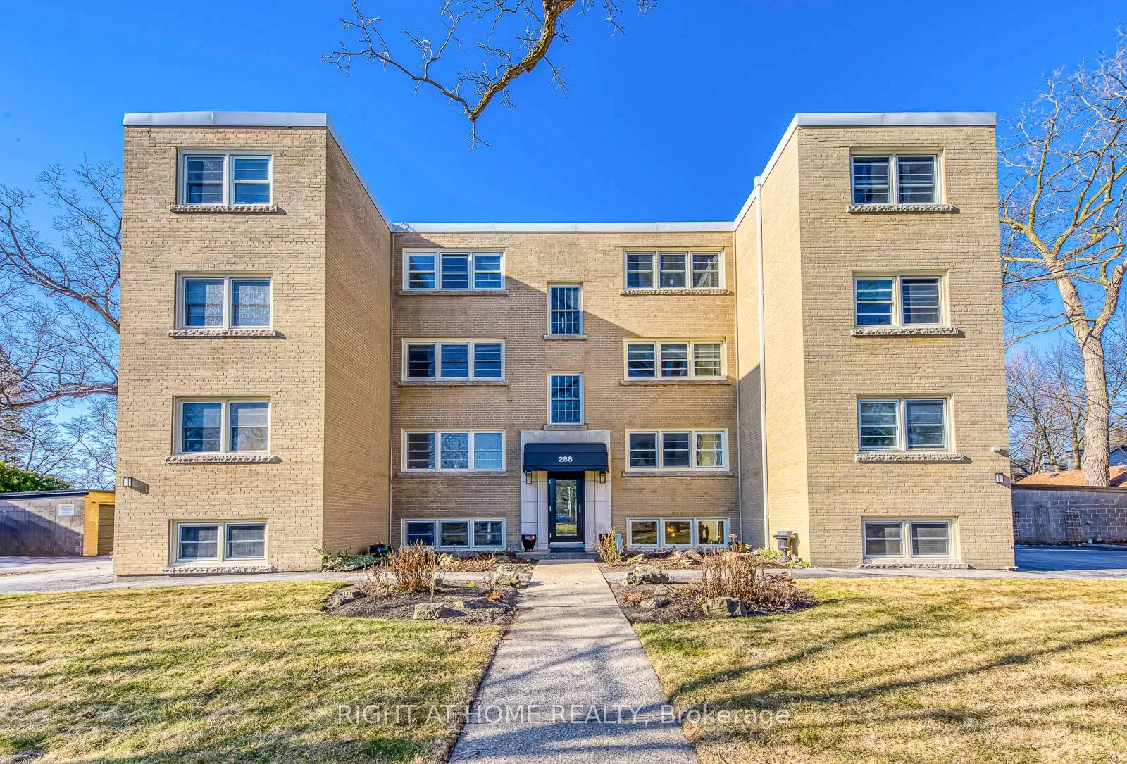 Front of Unit 1, 288 Reynolds Street