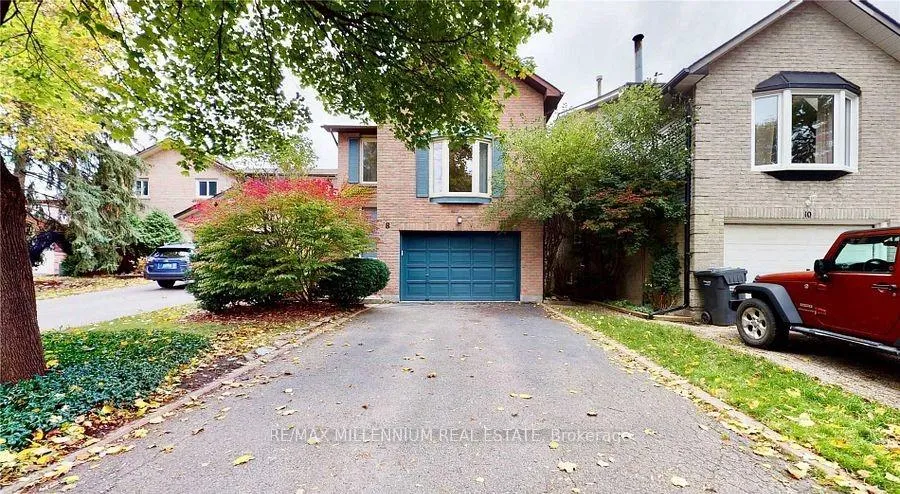 Front of 8 Dalzell Avenue