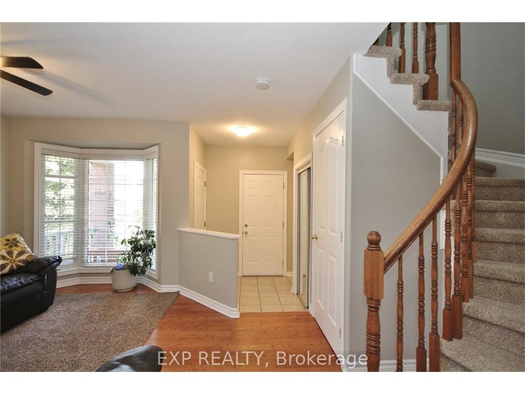 Photo 2 of 24 Wallsend Avenue, Ottawa, Kanata - Morgan's Grant/South March — HOMEH