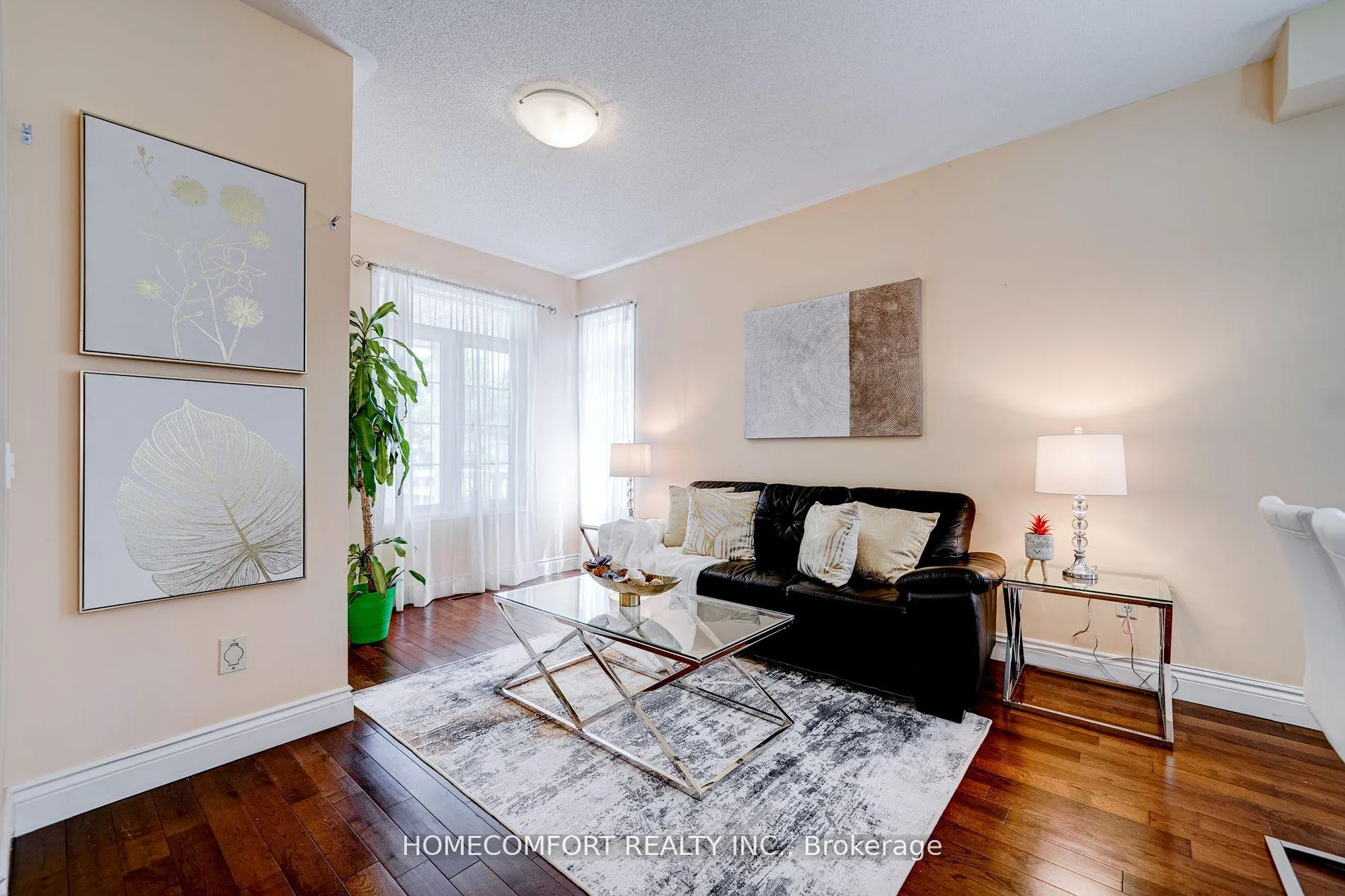 Photo 15 of 26 Belgrave Square, Markham, Berczy — HOMEH