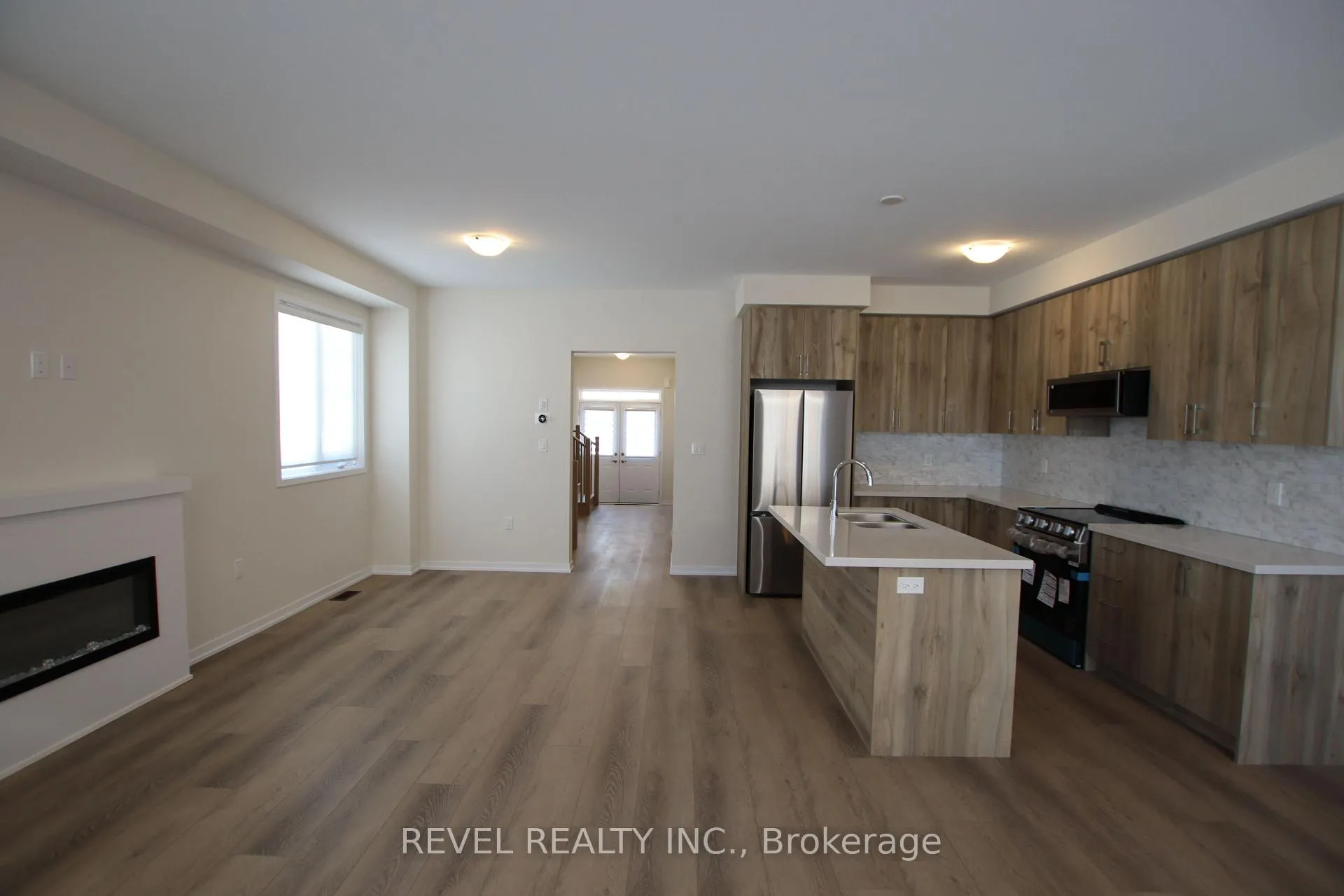 Photo 6 of 1372 Canfield Street, Oshawa, Kedron — HOMEH