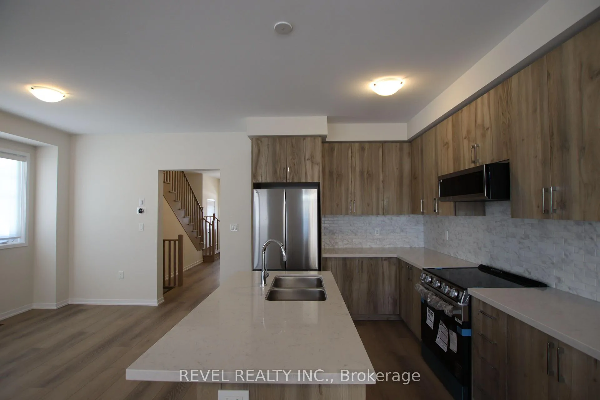 Photo 8 of 1372 Canfield Street, Oshawa, Kedron — HOMEH