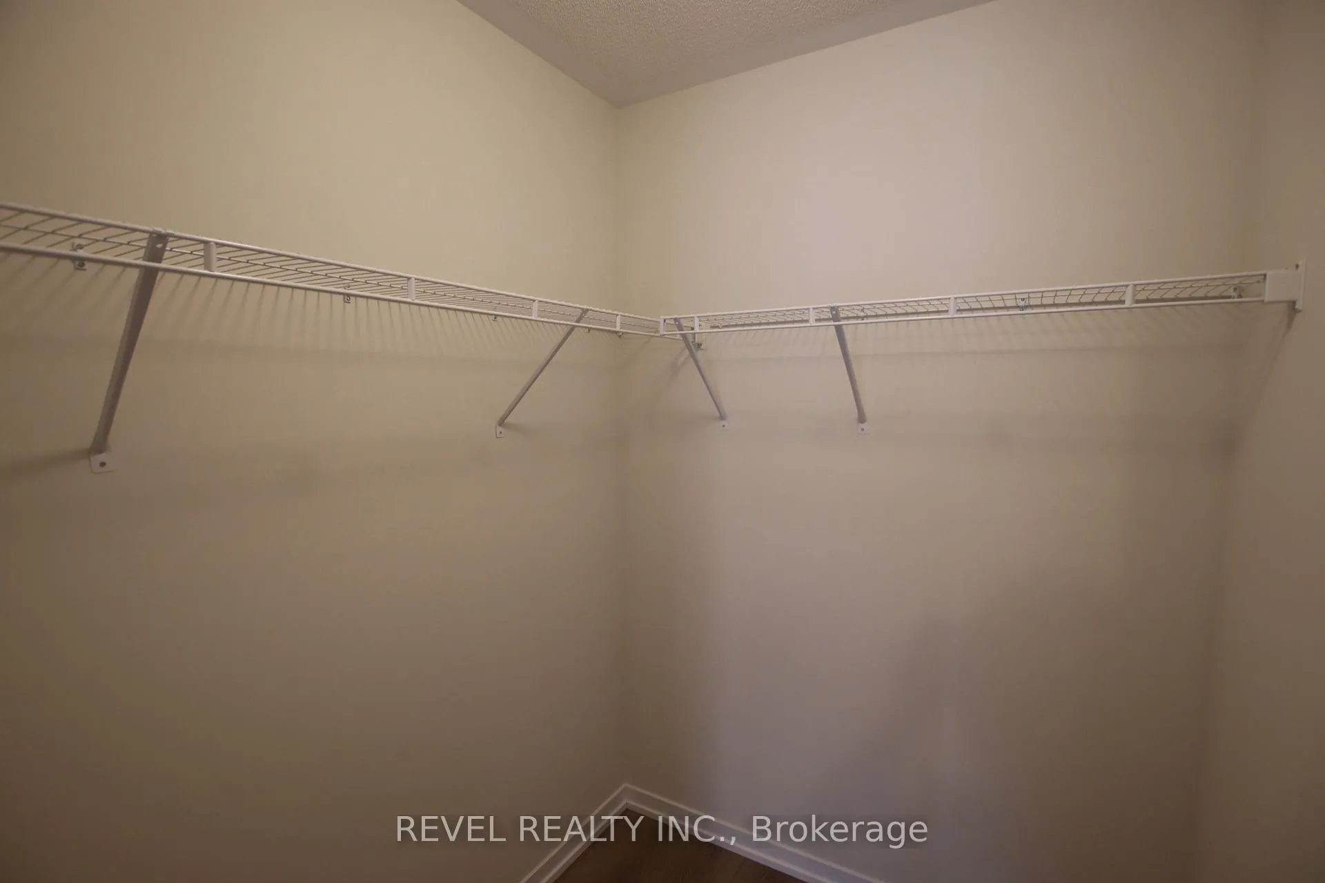 Photo 23 of 1372 Canfield Street, Oshawa, Kedron — HOMEH