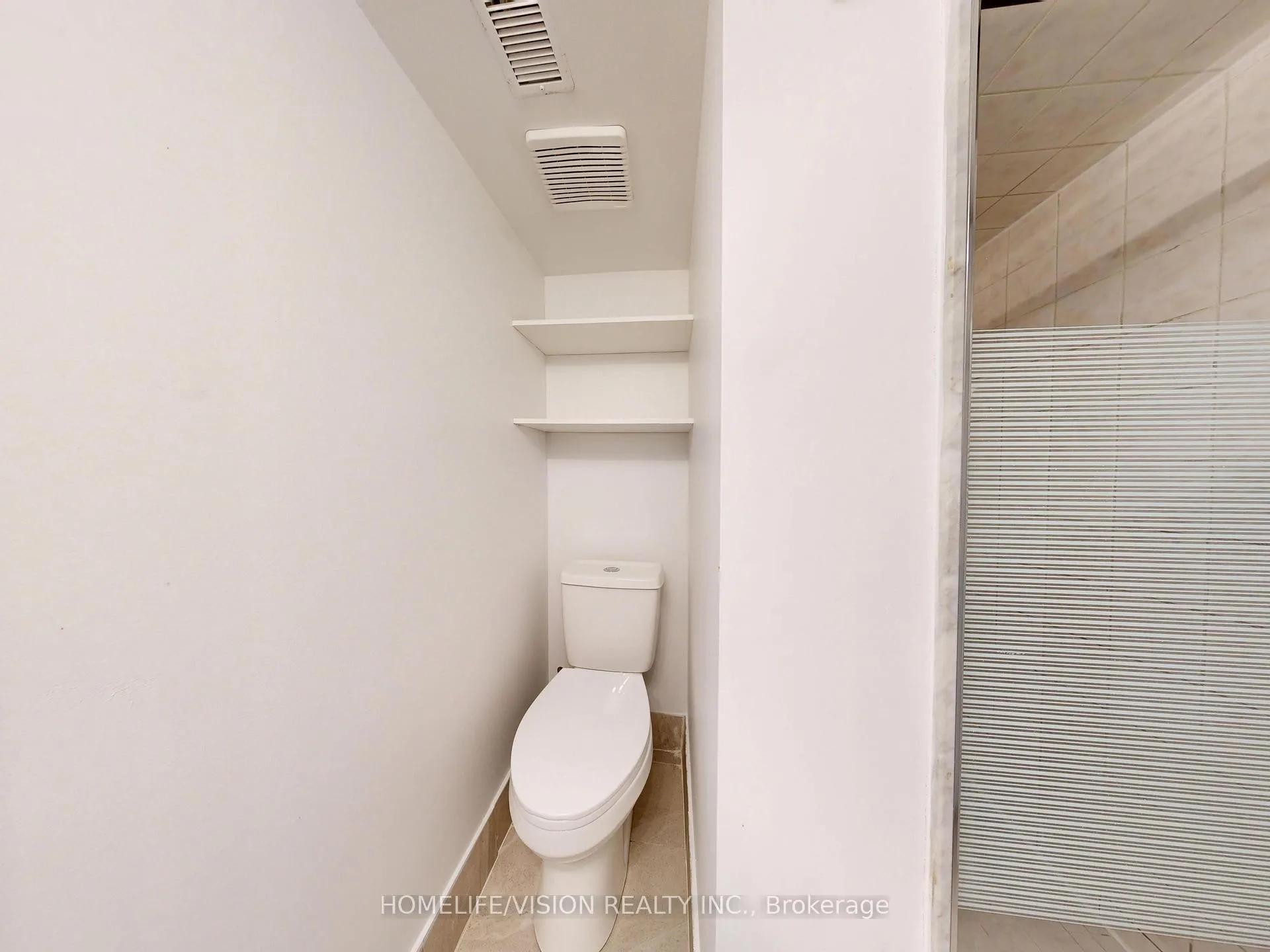Photo 18 of 37 Davies Crescent, Toronto, East York — HOMEH