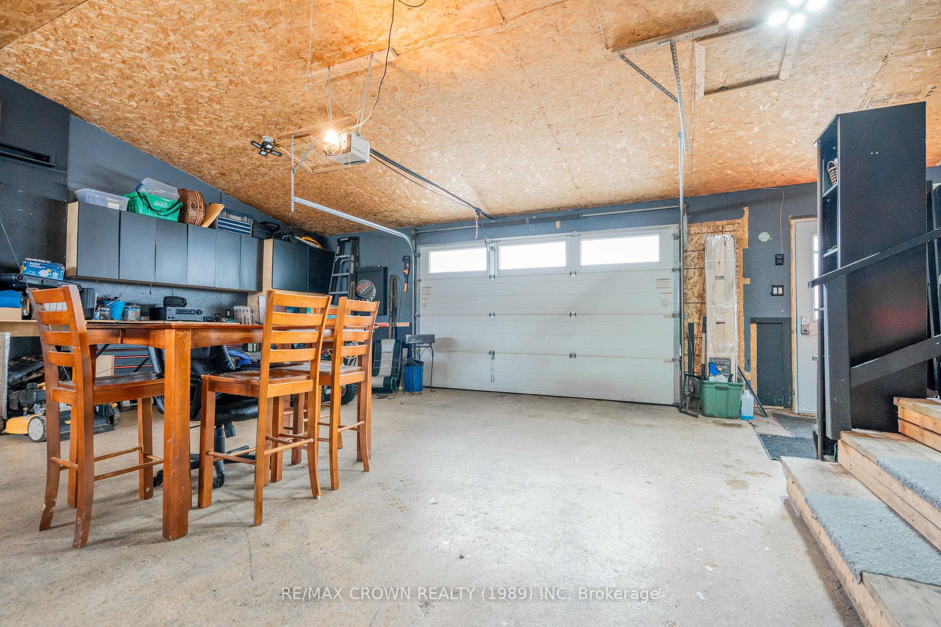 Photo 6 of 54 Ottawa Street, Kapuskasing — HOMEH