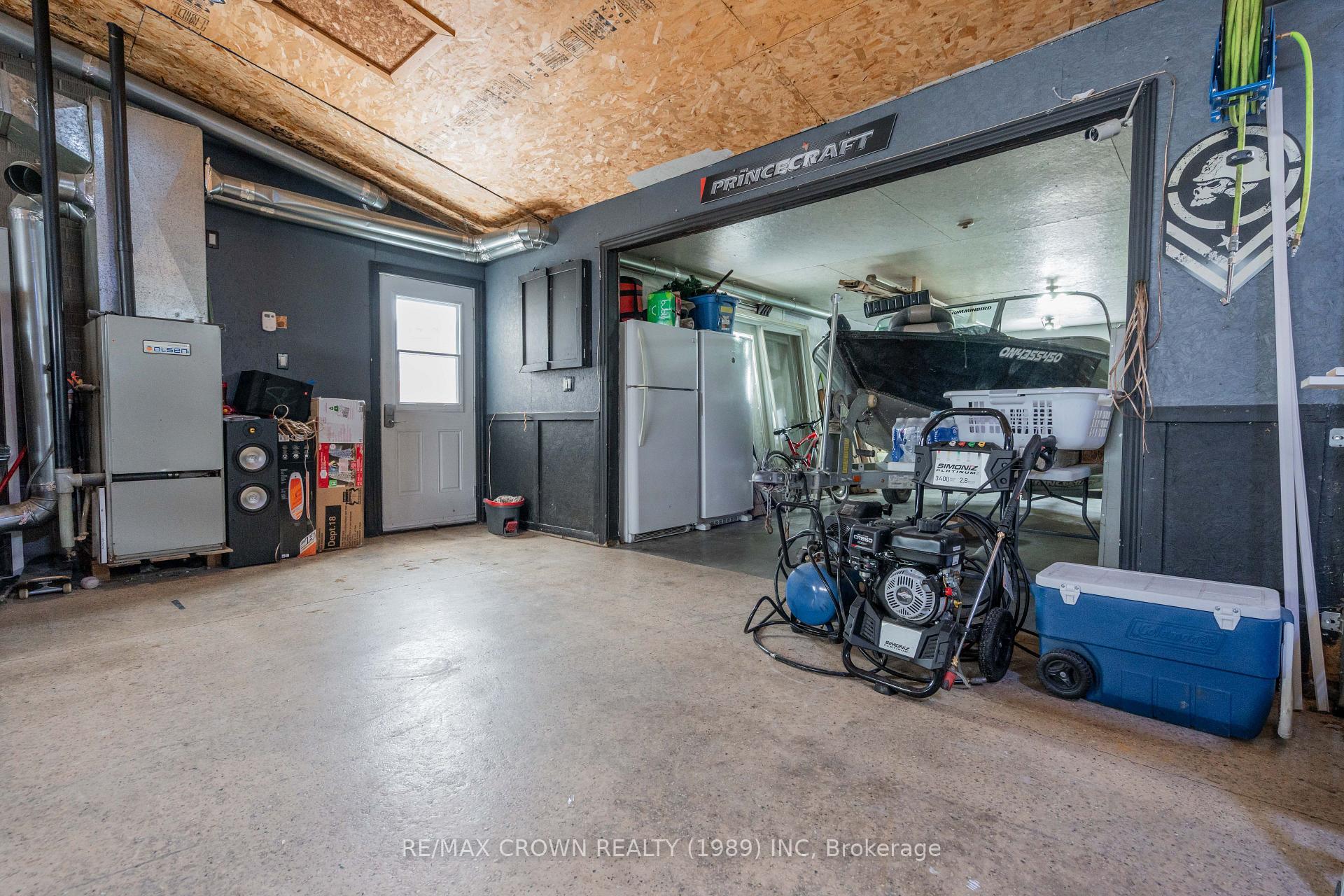 Photo 8 of 54 Ottawa Street, Kapuskasing — HOMEH