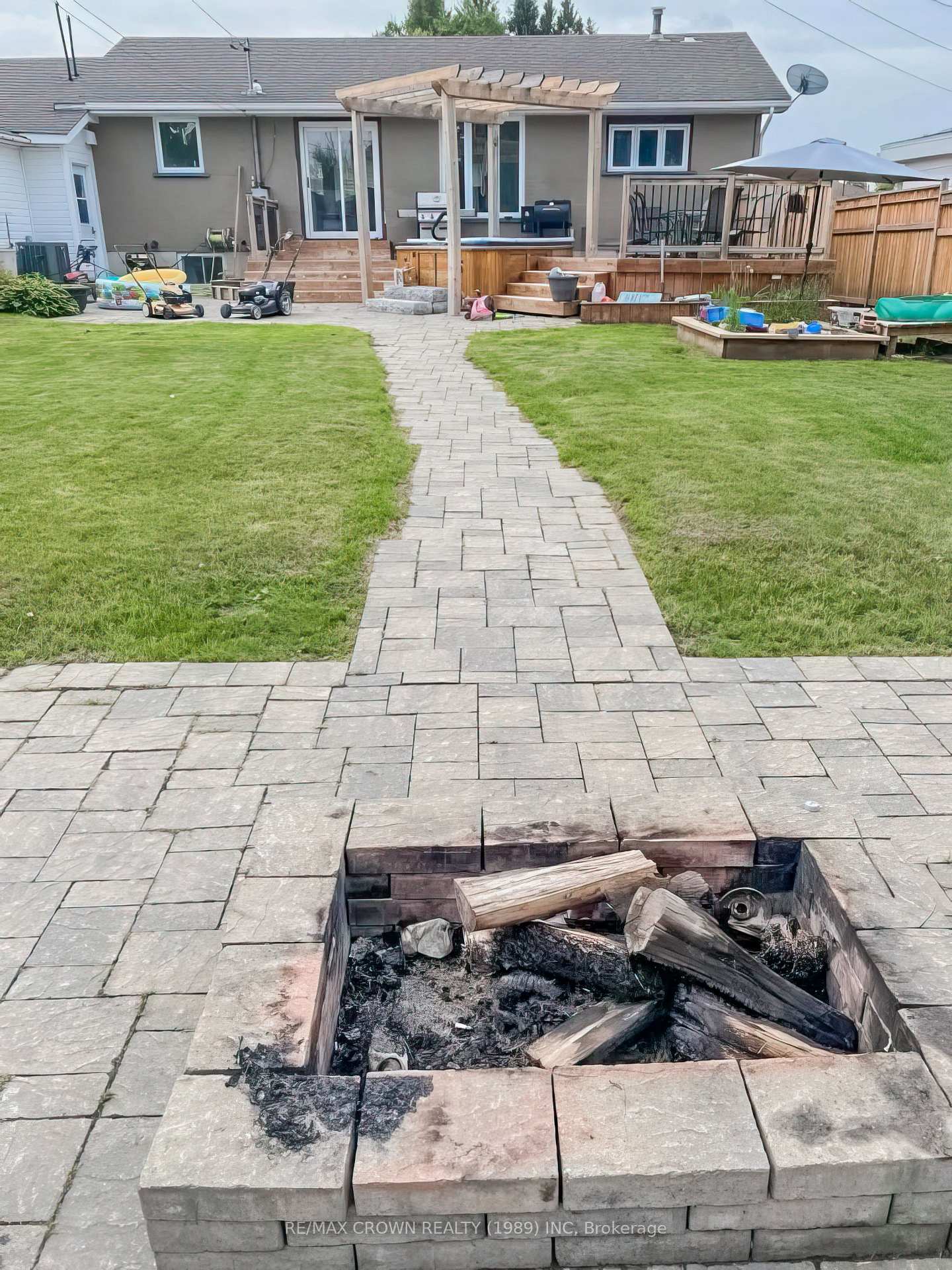 Photo 48 of 54 Ottawa Street, Kapuskasing — HOMEH