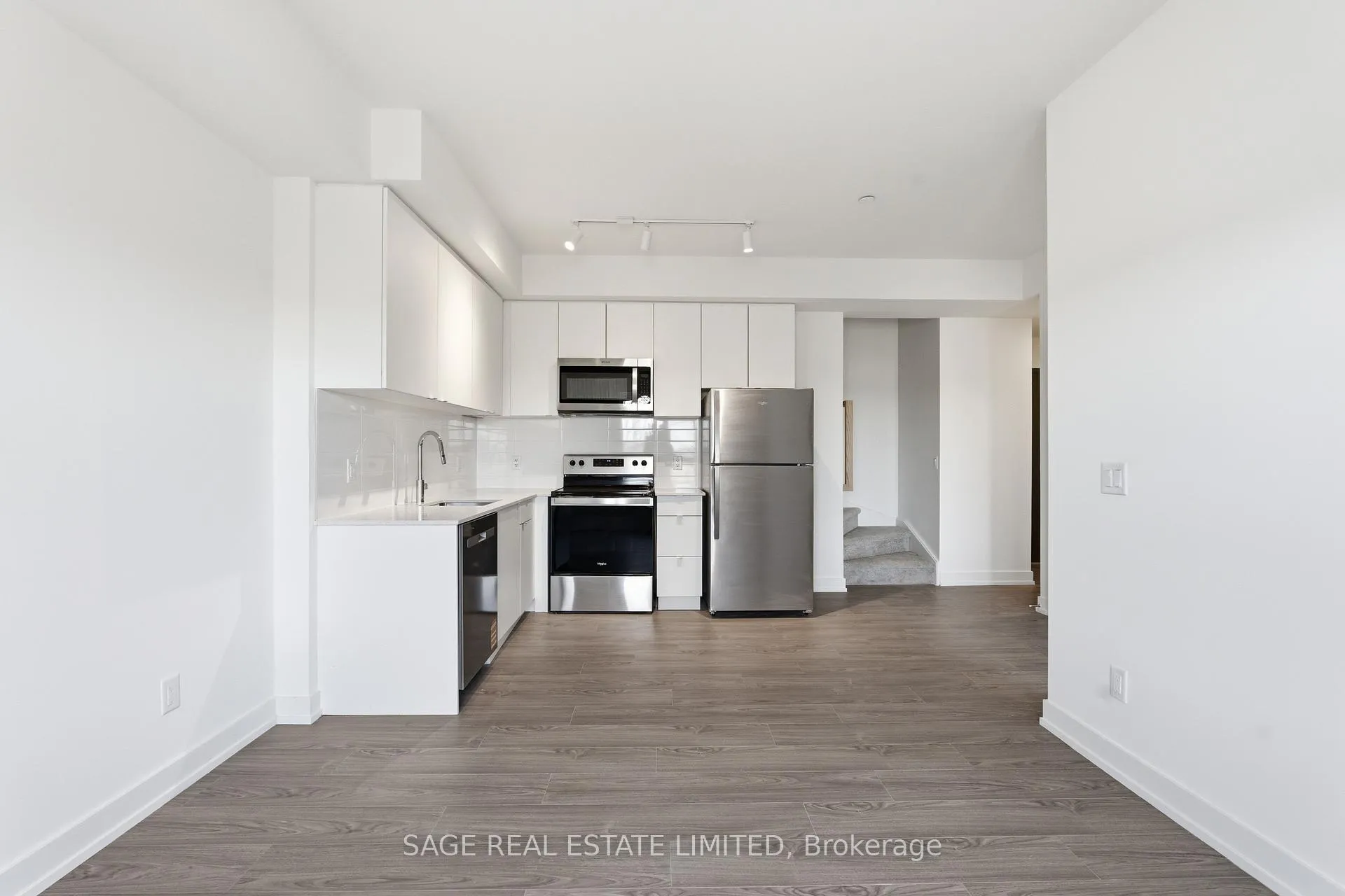 Photo 3 of Unit 312C, 16 Melbourne Avenue, St. Catharines, E. Chester — HOMEH