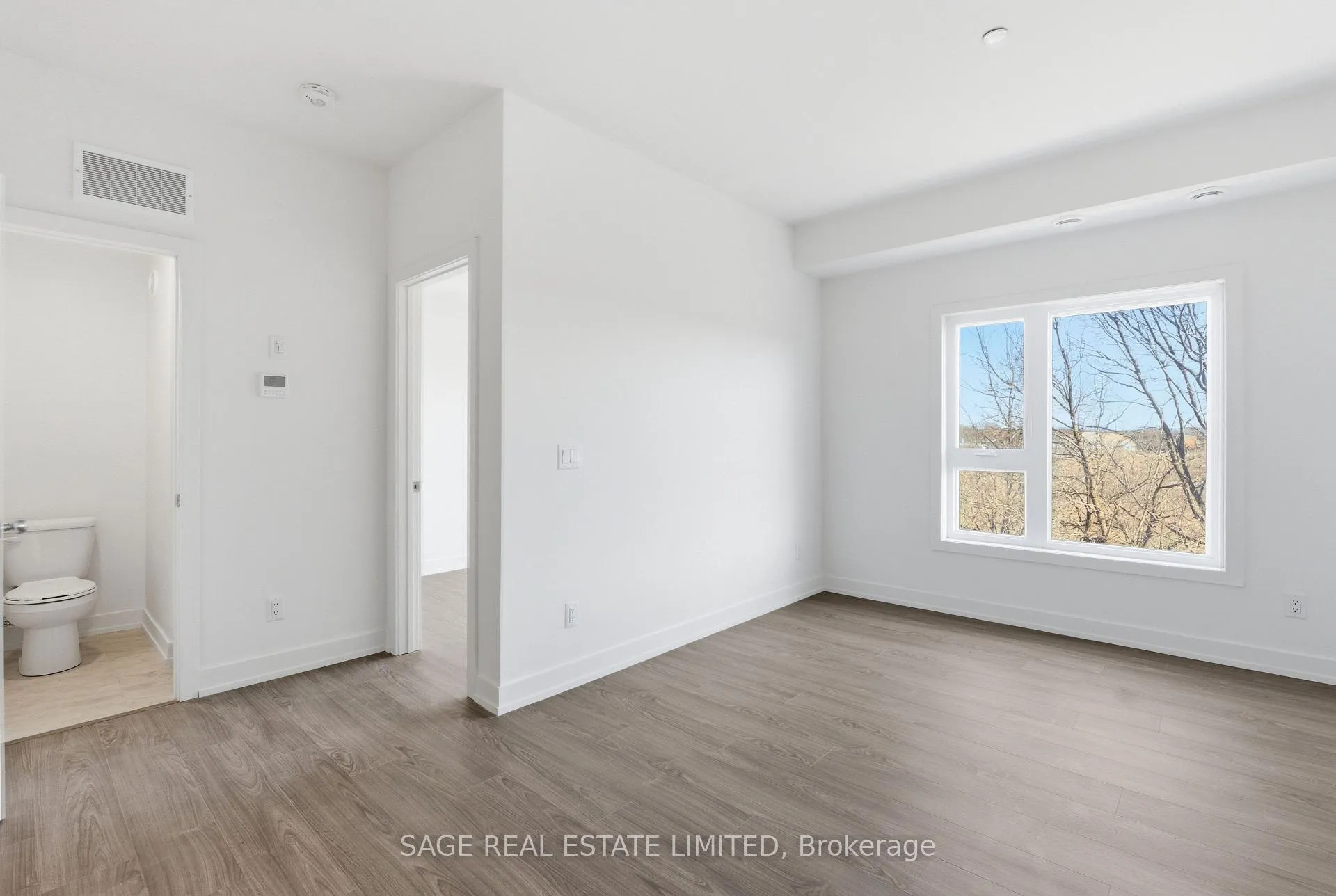 Photo 6 of Unit 312C, 16 Melbourne Avenue, St. Catharines, E. Chester — HOMEH