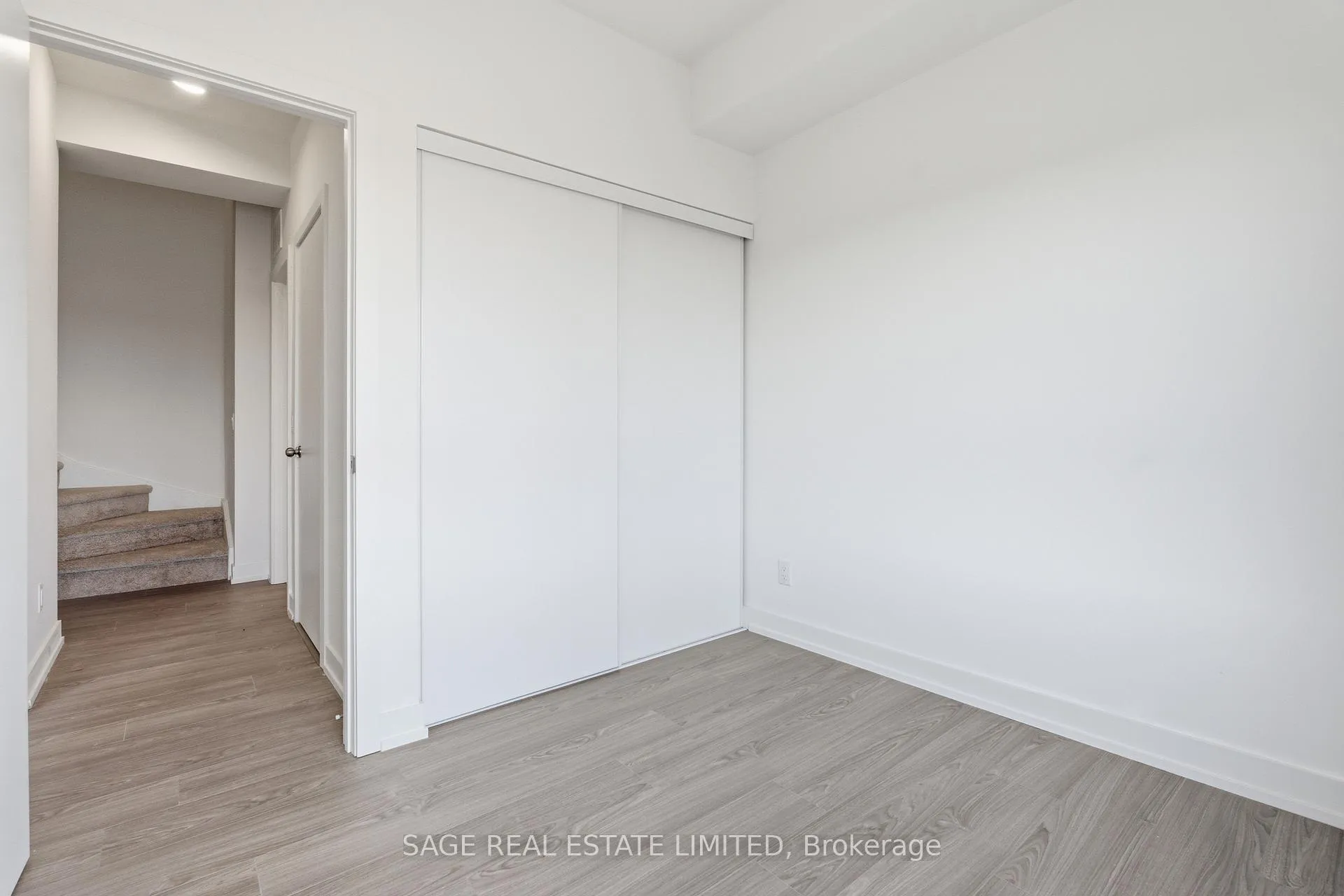 Photo 8 of Unit 312C, 16 Melbourne Avenue, St. Catharines, E. Chester — HOMEH