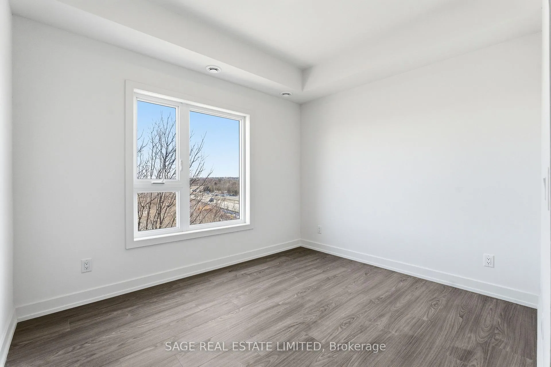 Photo 9 of Unit 312C, 16 Melbourne Avenue, St. Catharines, E. Chester — HOMEH