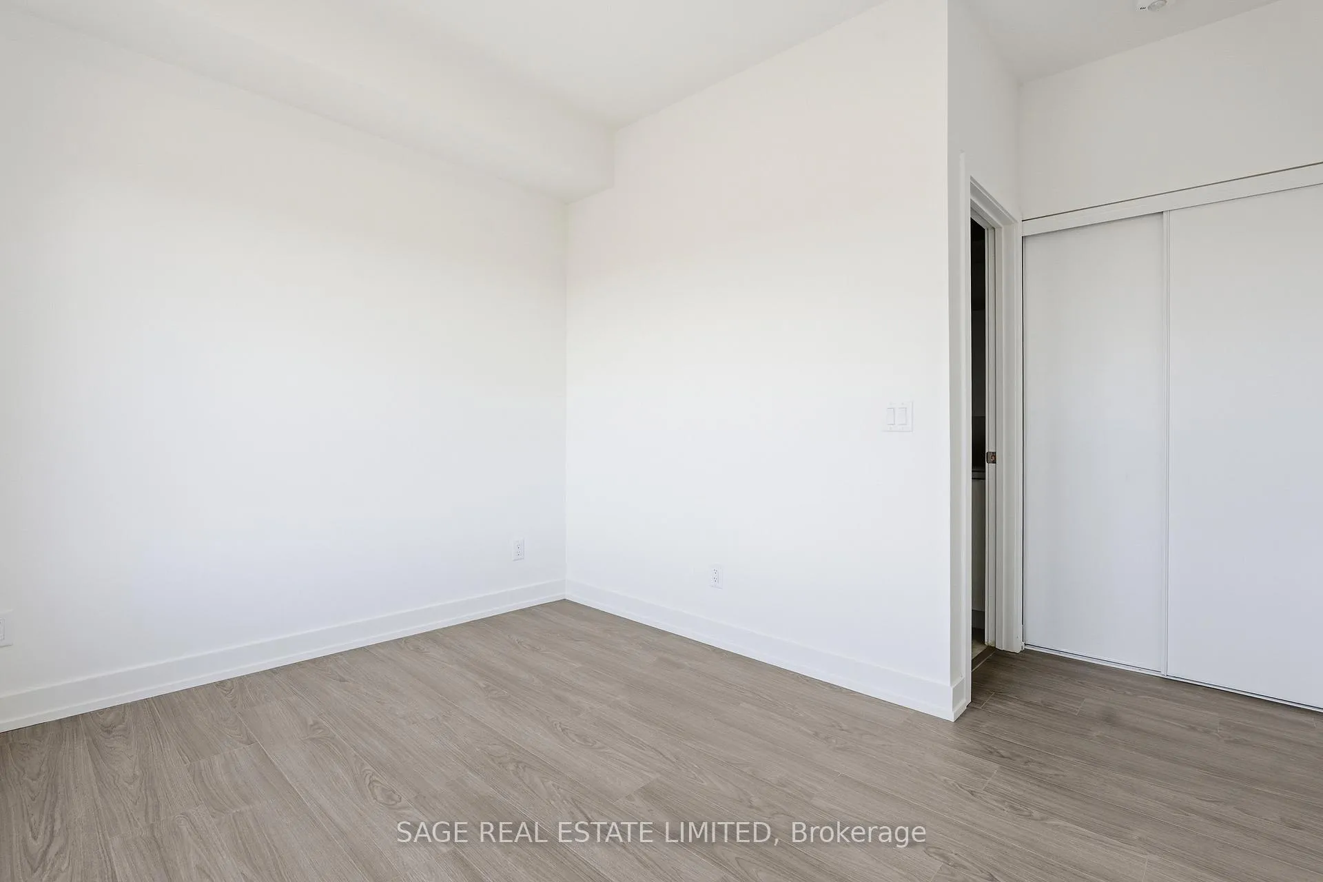 Photo 10 of Unit 312C, 16 Melbourne Avenue, St. Catharines, E. Chester — HOMEH