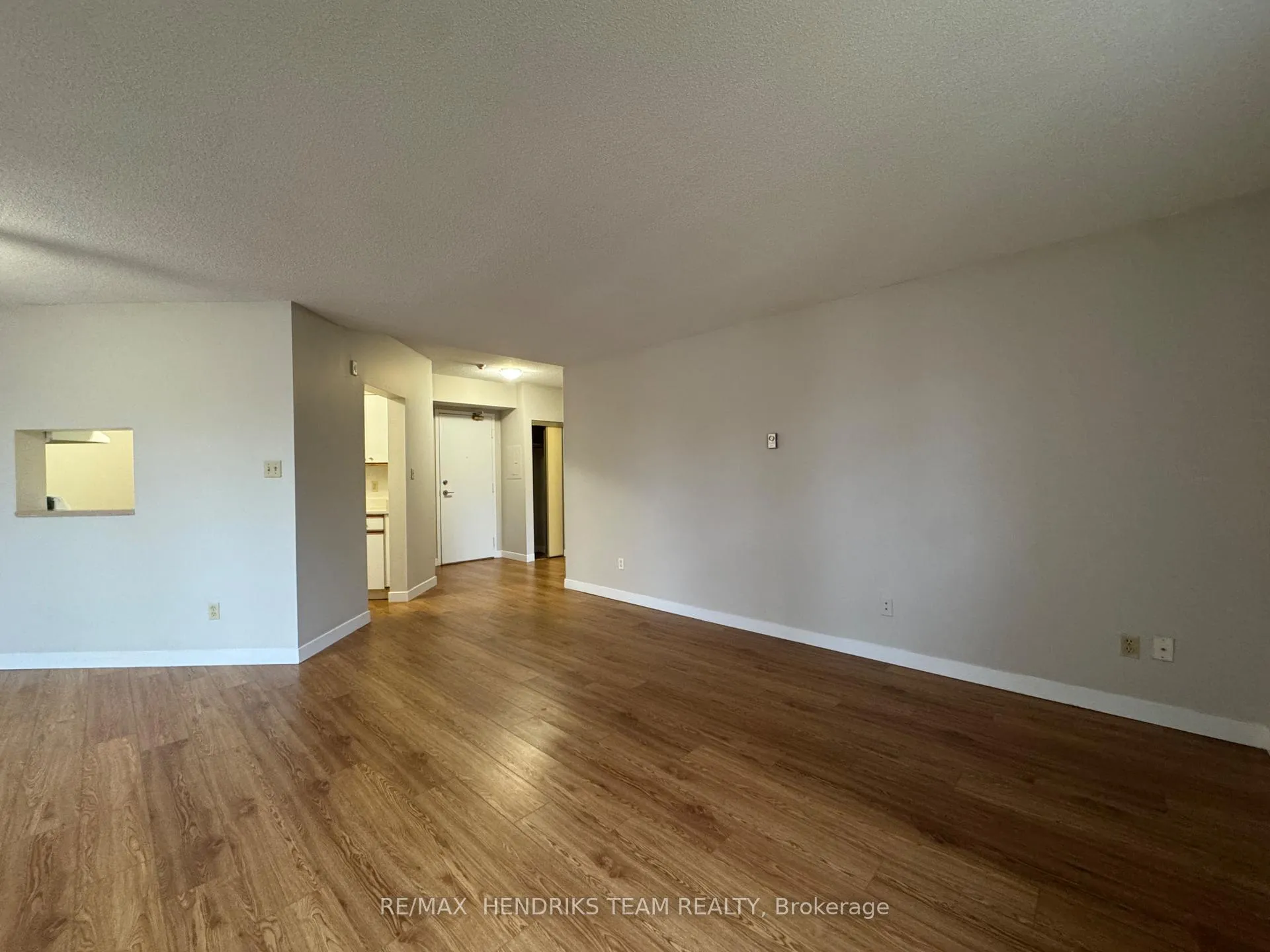 Photo 7 of Unit 210, 56 Windward Street, St. Catharines, Carlton/Bunting — HOMEH