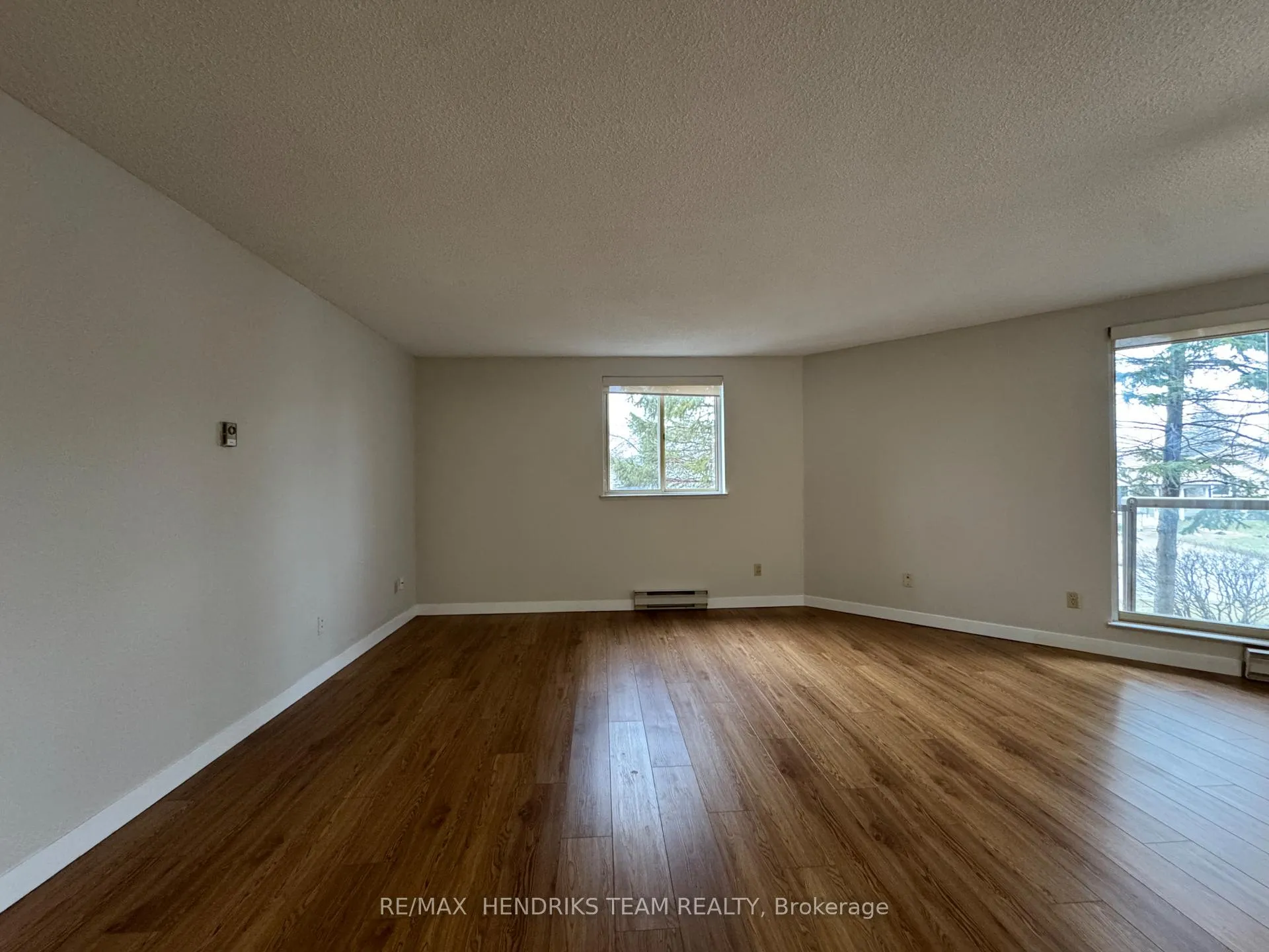 Photo 9 of Unit 210, 56 Windward Street, St. Catharines, Carlton/Bunting — HOMEH