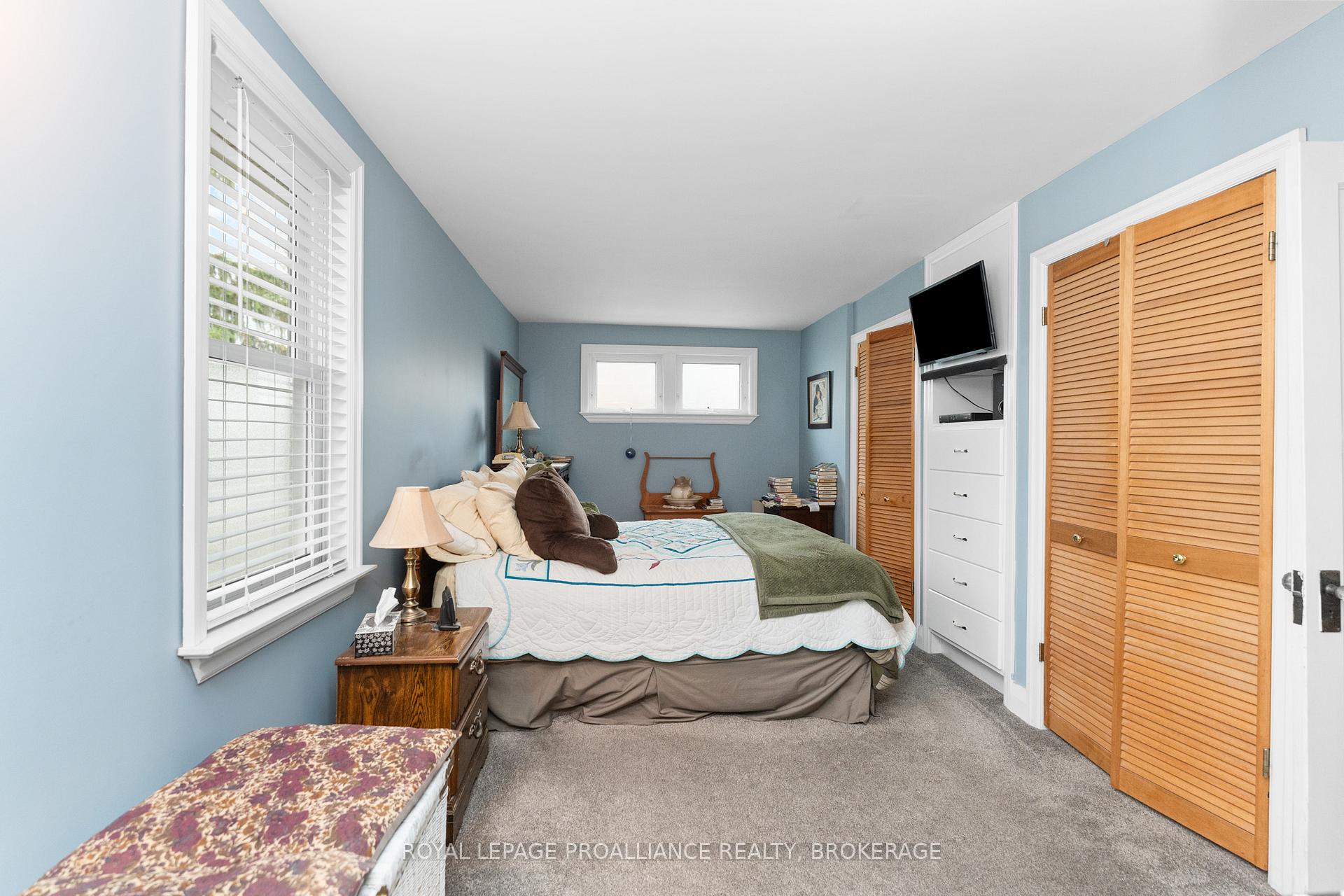 Photo 18 of 58 Stanley Street, Kingston, East of Sir John A. Blvd — HOMEH