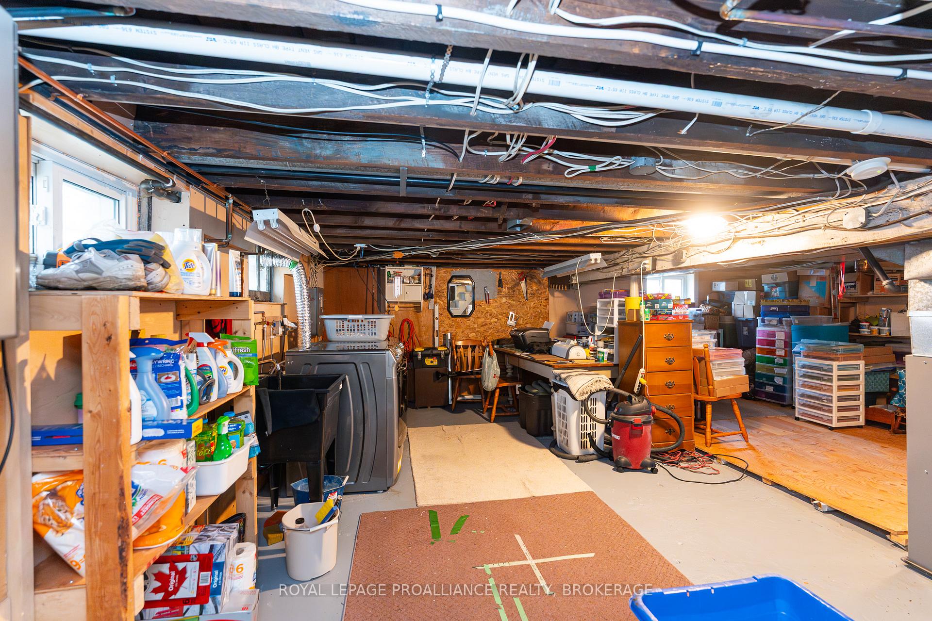 Photo 31 of 58 Stanley Street, Kingston, East of Sir John A. Blvd — HOMEH