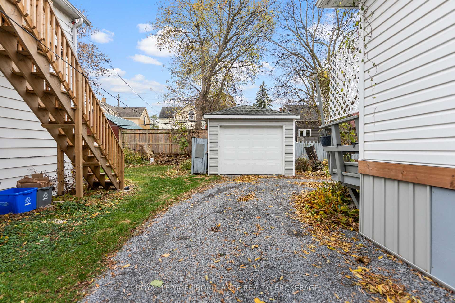 Photo 38 of 58 Stanley Street, Kingston, East of Sir John A. Blvd — HOMEH