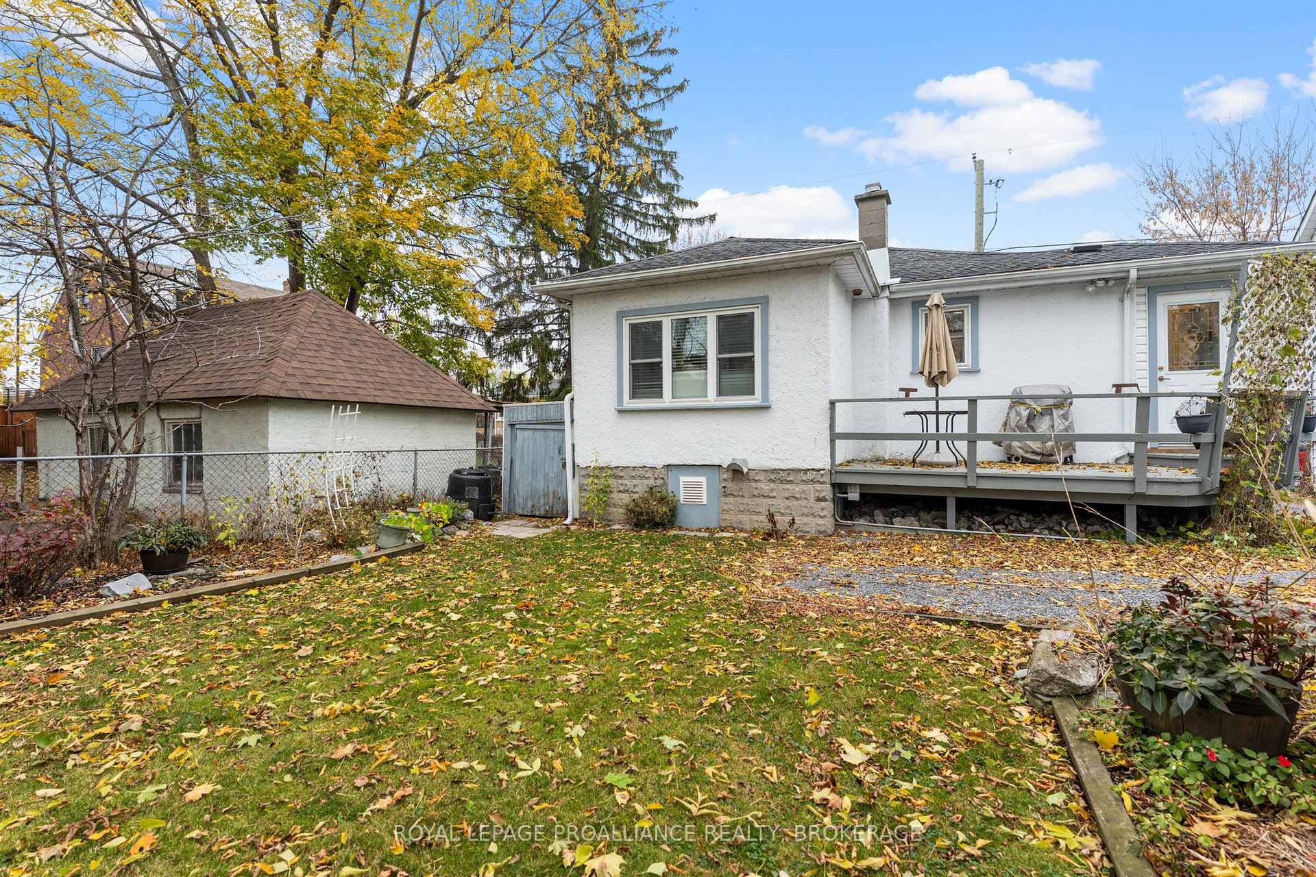 Photo 42 of 58 Stanley Street, Kingston, East of Sir John A. Blvd — HOMEH
