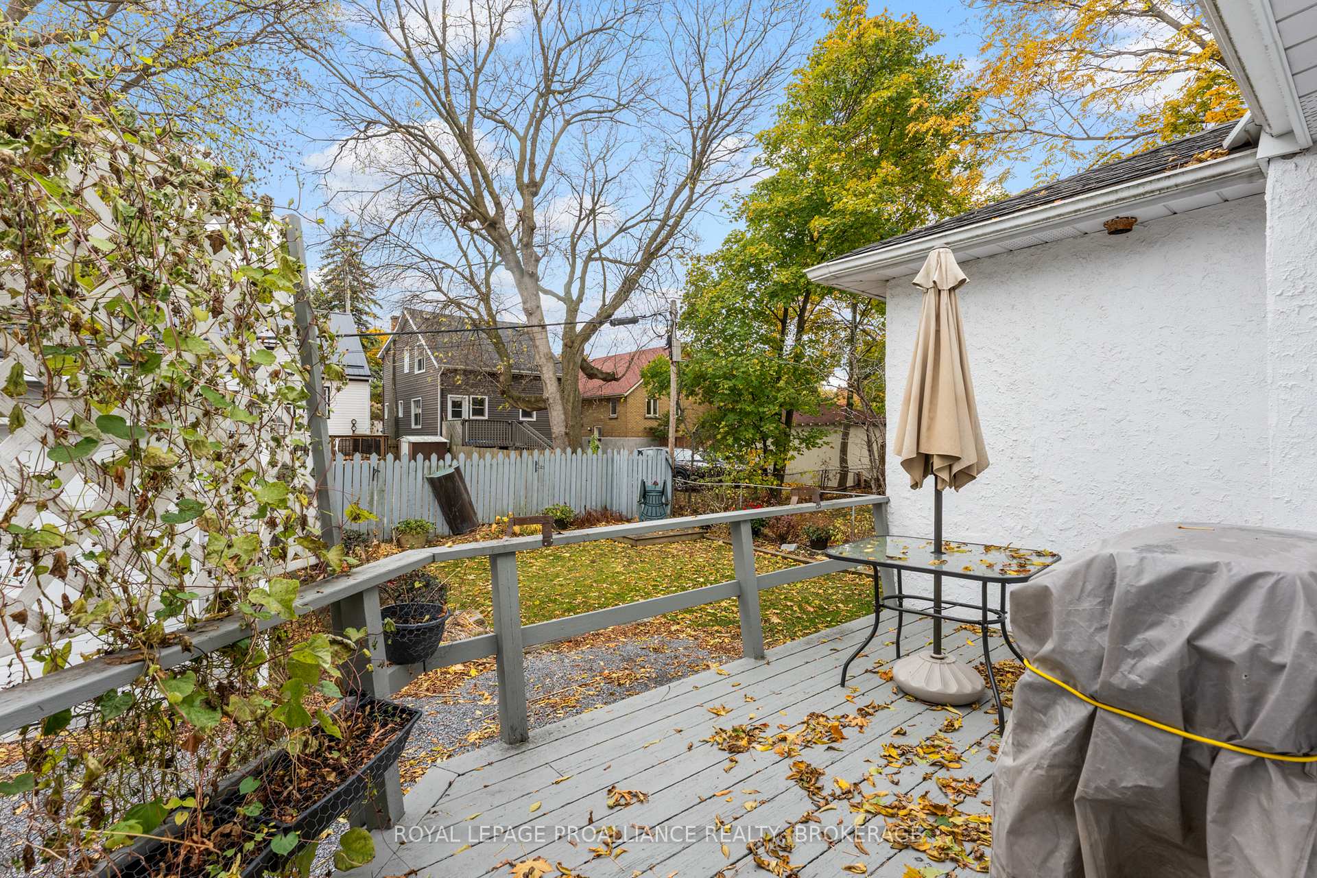 Photo 47 of 58 Stanley Street, Kingston, East of Sir John A. Blvd — HOMEH