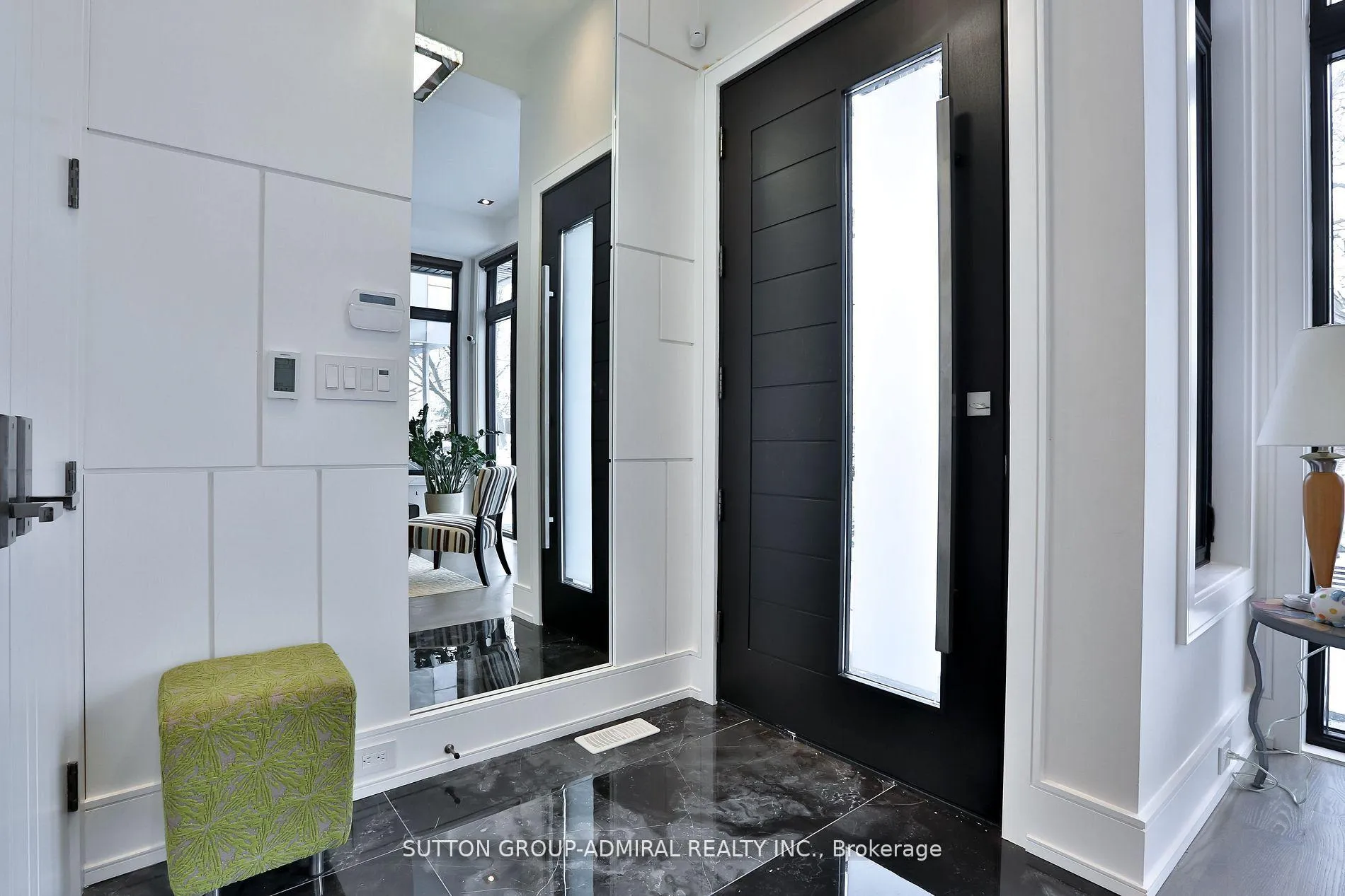 Photo 2 of 343 Manor Road E, Toronto, Mount Pleasant East — HOMEH