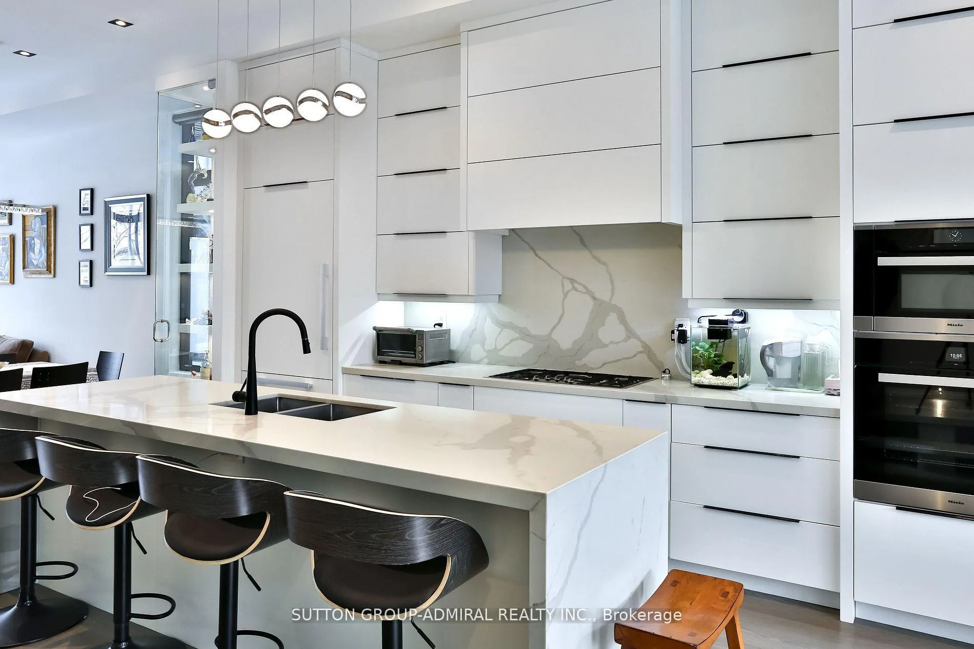 Photo 8 of 343 Manor Road E, Toronto, Mount Pleasant East — HOMEH