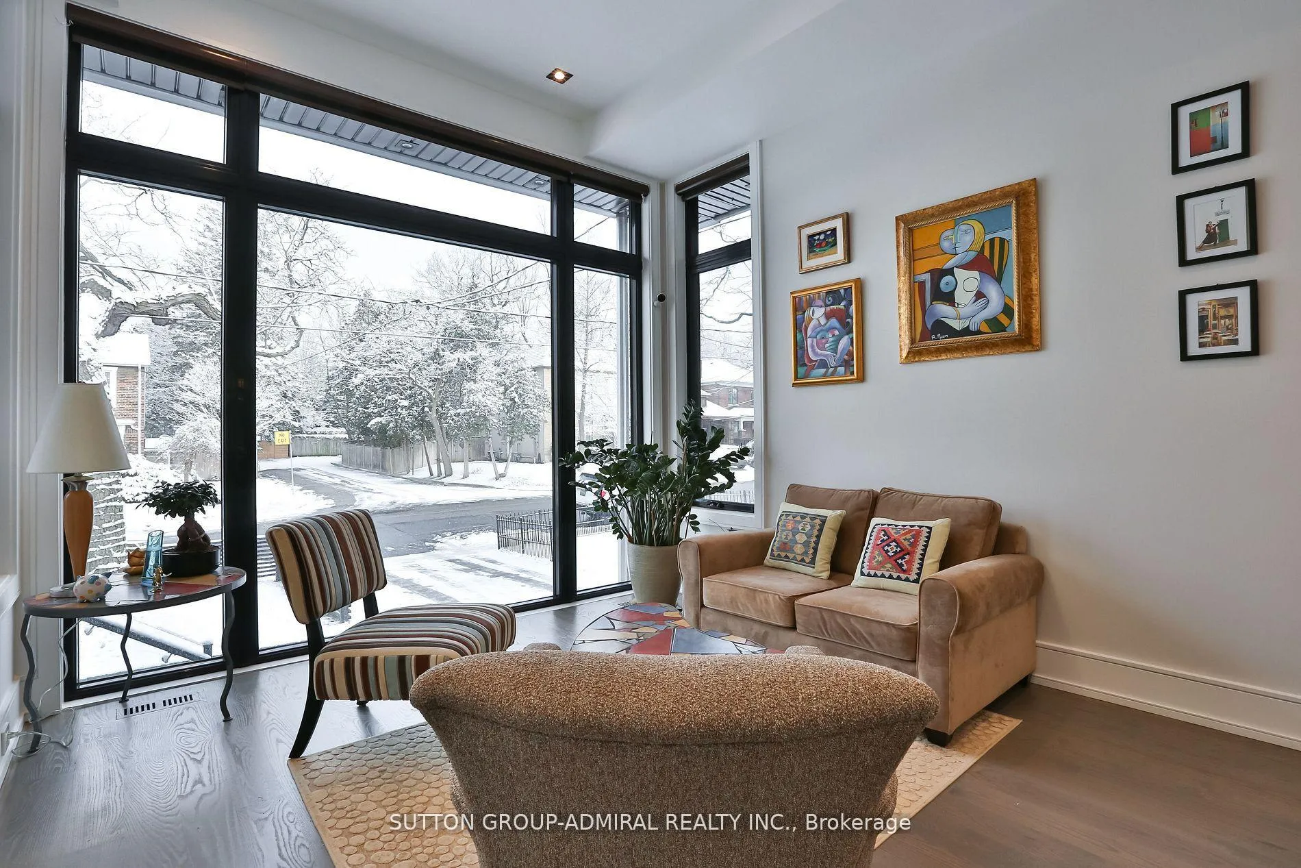 Photo 10 of 343 Manor Road E, Toronto, Mount Pleasant East — HOMEH