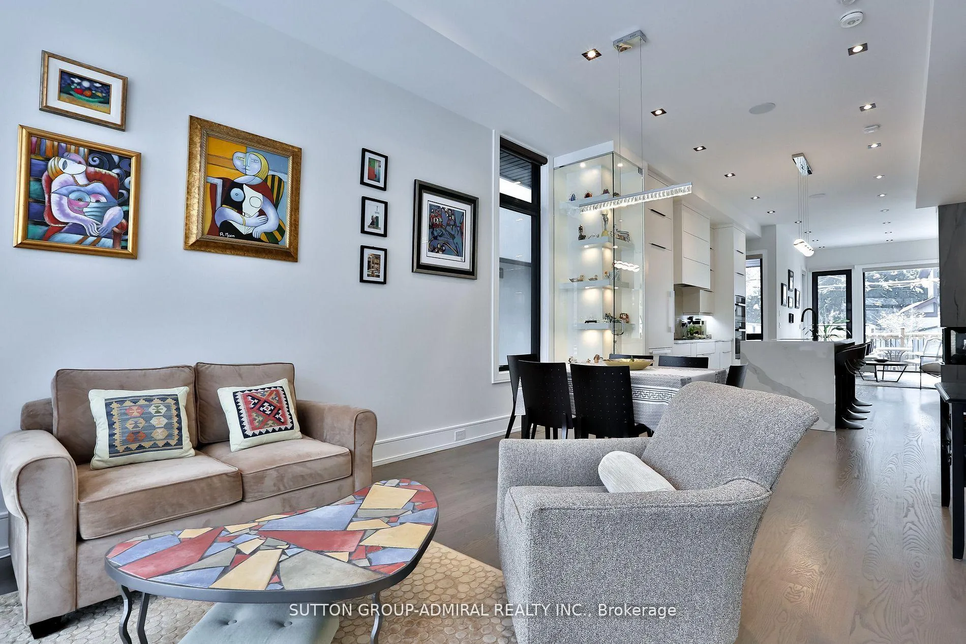 Photo 12 of 343 Manor Road E, Toronto, Mount Pleasant East — HOMEH