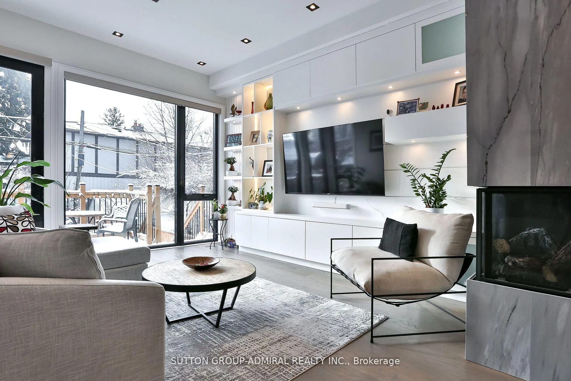 Photo 13 of 343 Manor Road E, Toronto, Mount Pleasant East — HOMEH