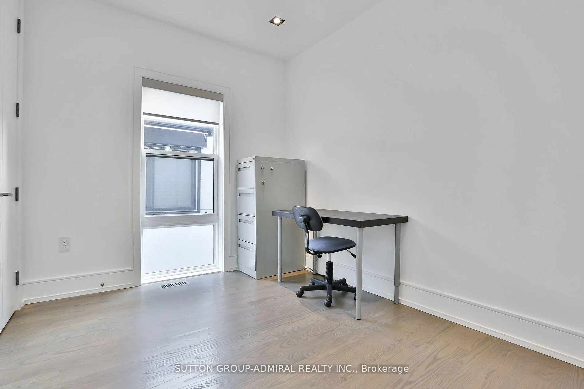 Photo 35 of 343 Manor Road E, Toronto, Mount Pleasant East — HOMEH
