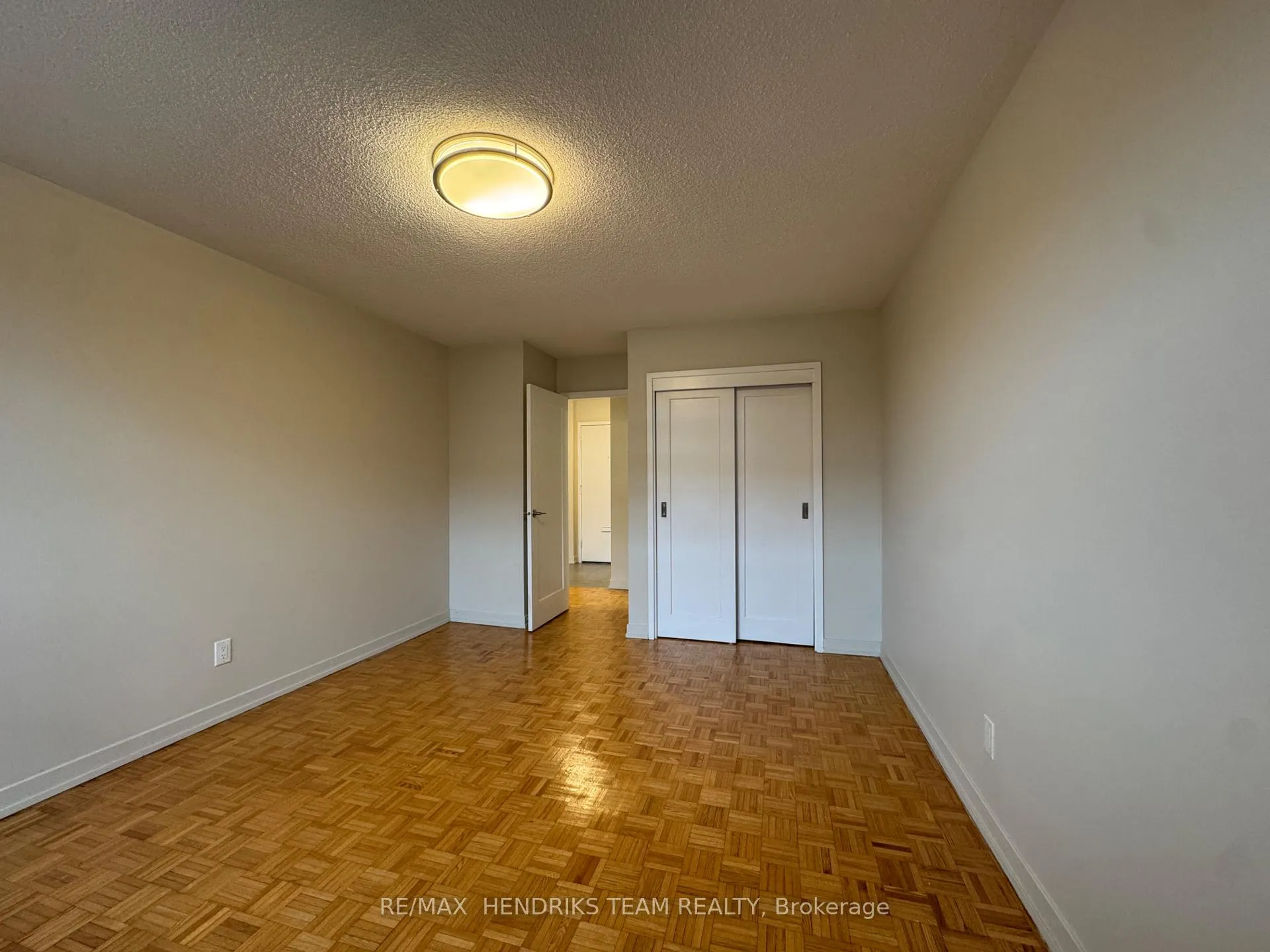 Photo 8 of Unit 303, 39 Leaside Drive, St. Catharines, Carlton/Bunting — HOMEH