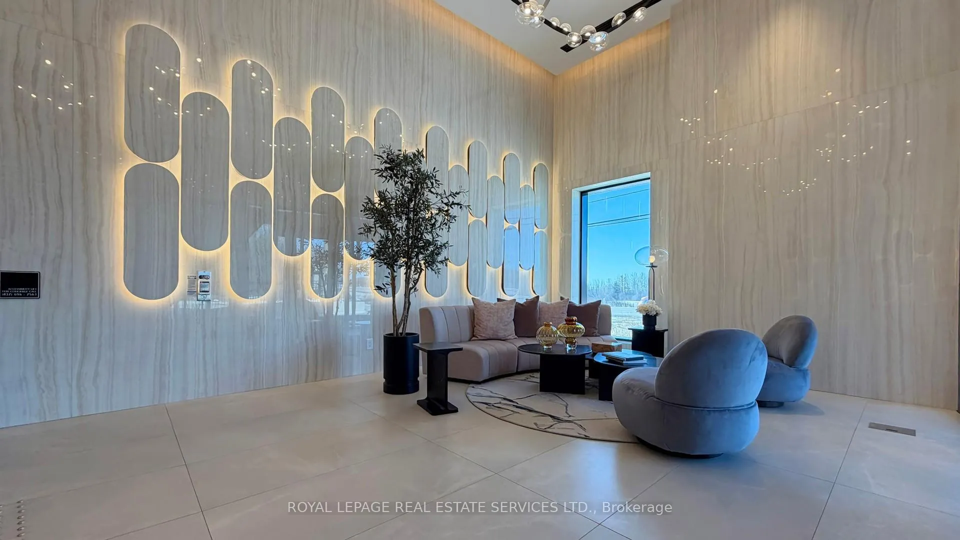 Photo 4 of Unit 521, 3240 William Coltson Avenue, Oakville, Joshua Meadows — HOMEH